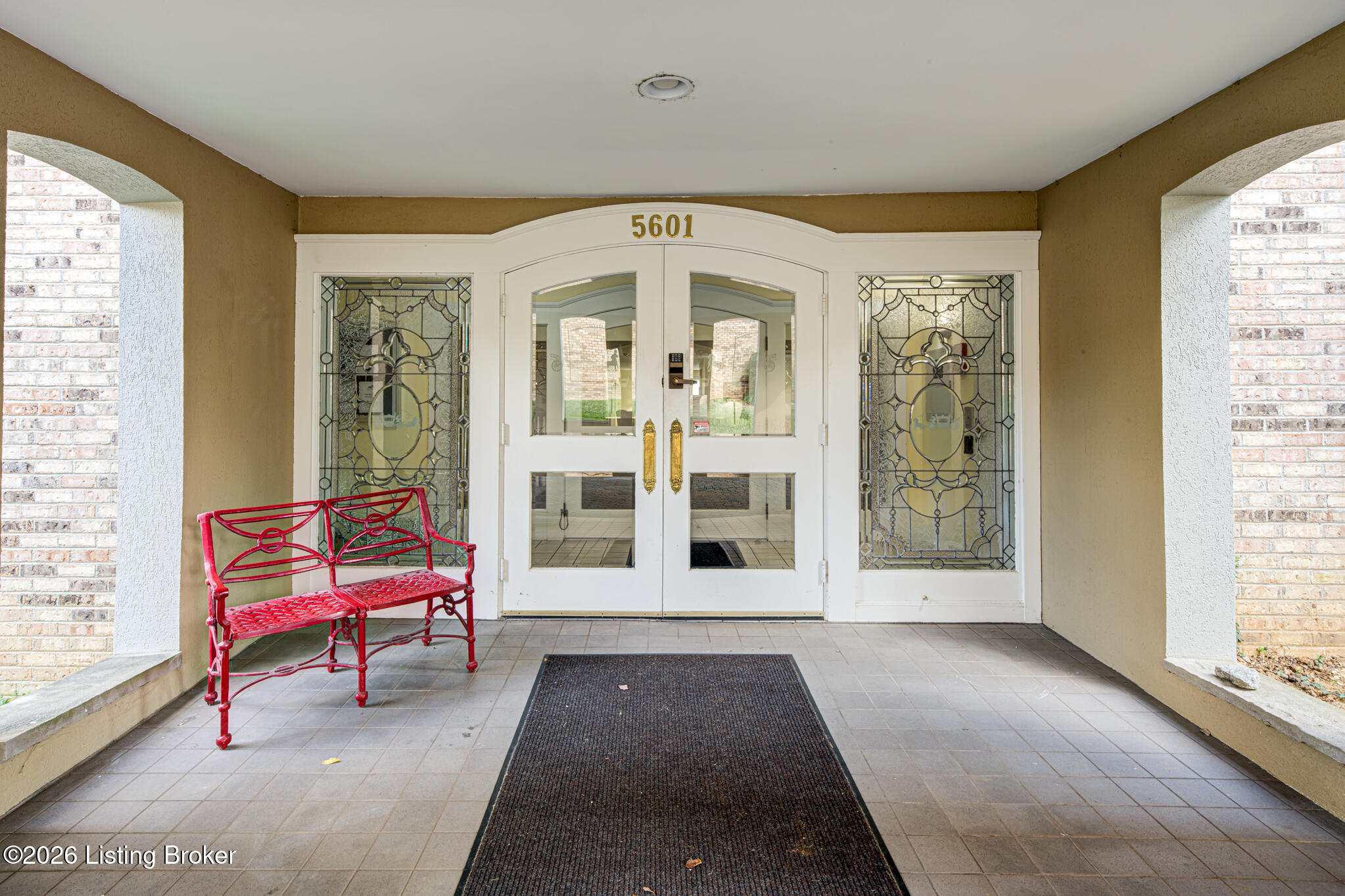 5601 Coach Gate Wynde Apt 4 Property Photo 2