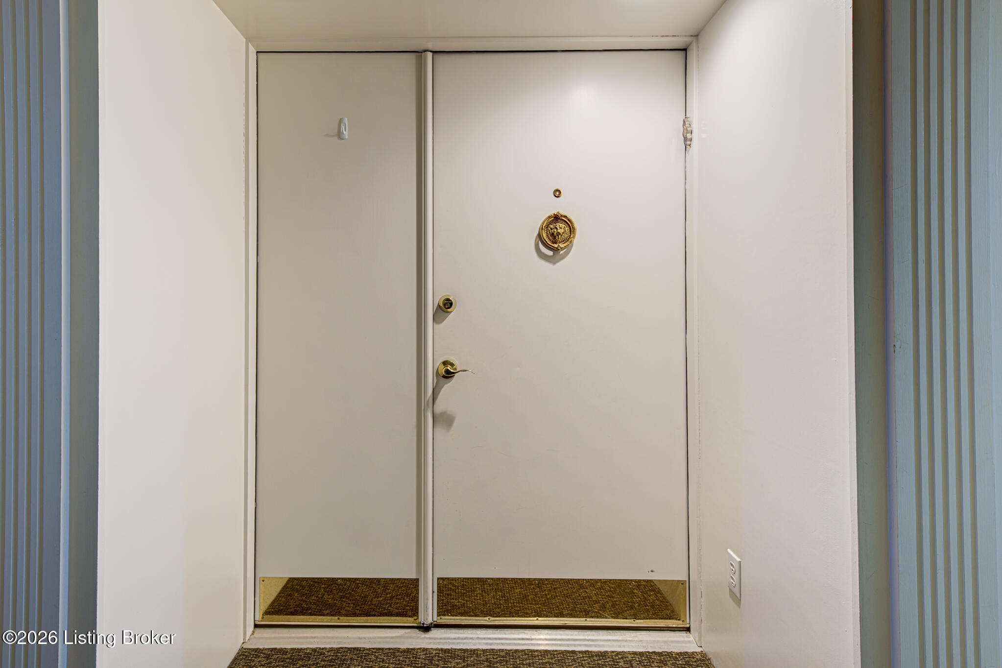 5601 Coach Gate Wynde Apt 4 Property Photo 3