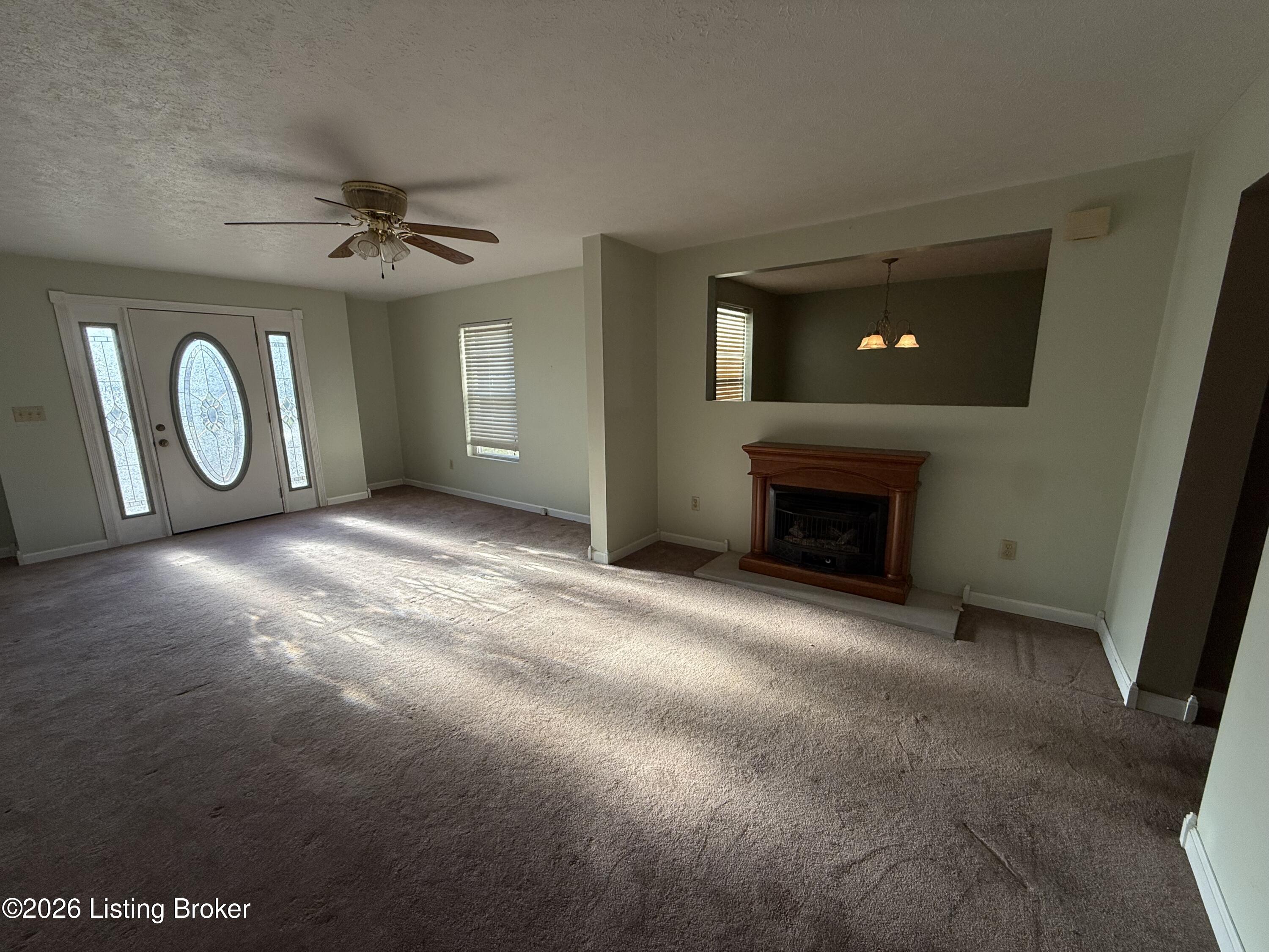 712 Old State Rd Property Photo 15