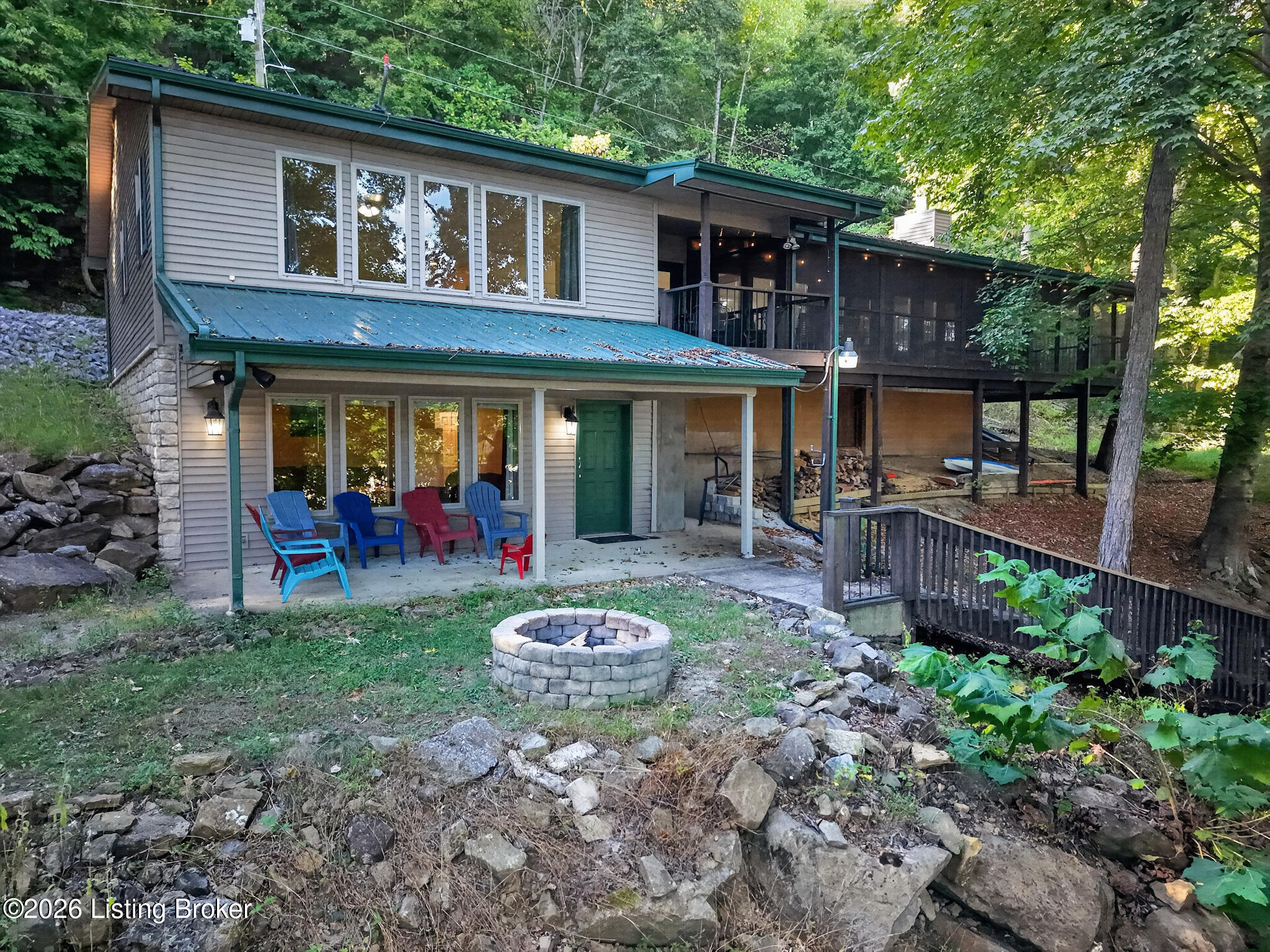 344 Lake Forest Ln Property Photo 1