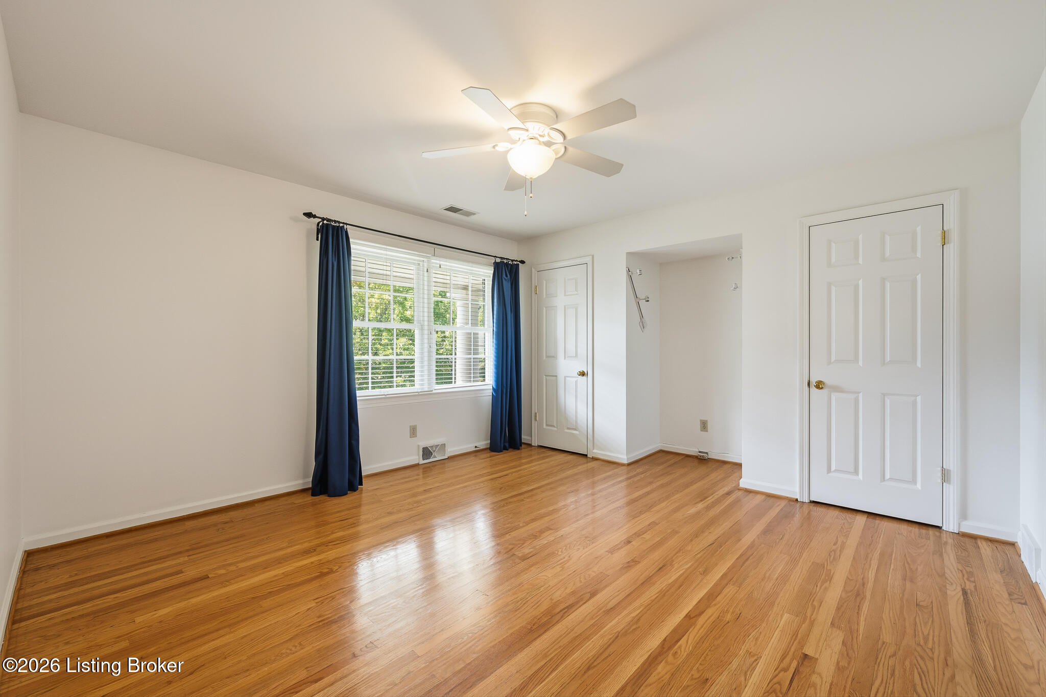 2203 Merrick Rd Property Photo 45