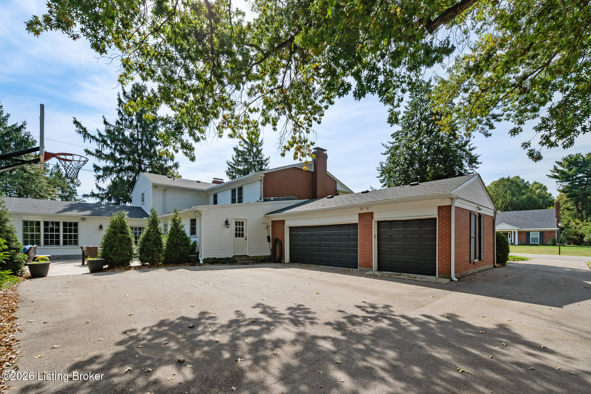 2203 Merrick Rd Property Photo 56
