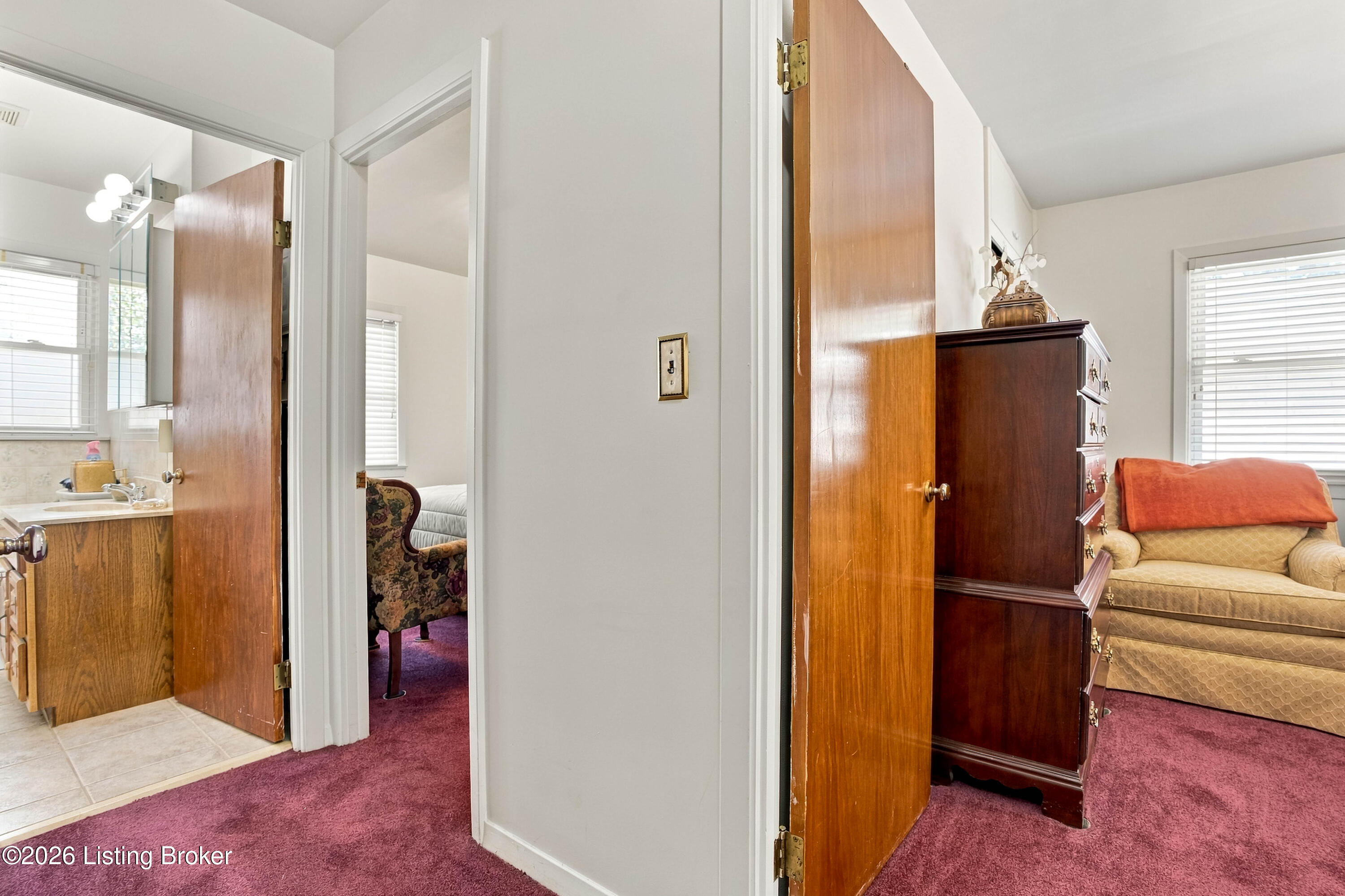 1310 S 43rd St Property Photo 16