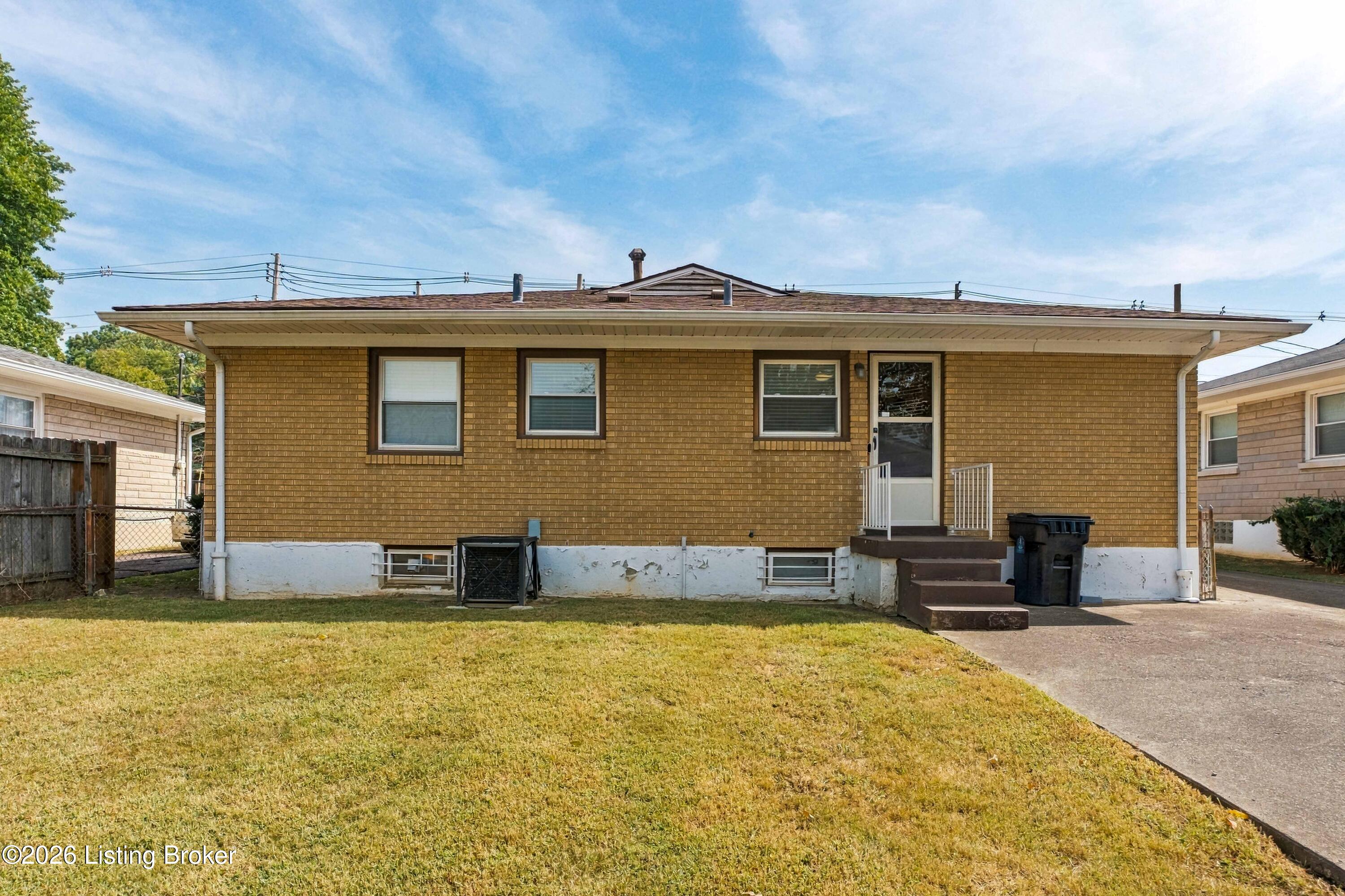 1310 S 43rd St Property Photo 35