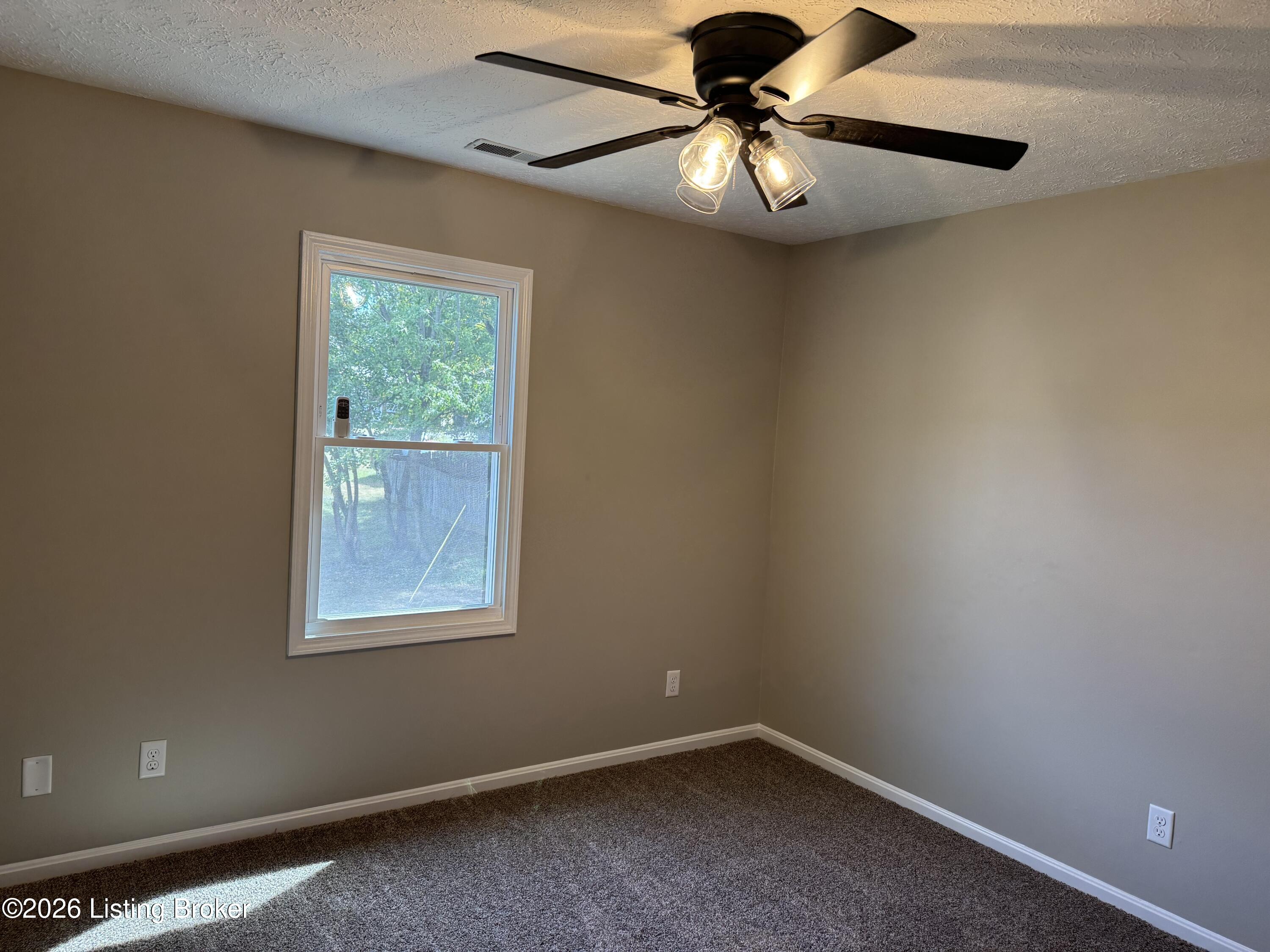 1122 Grayson St Property Photo 23