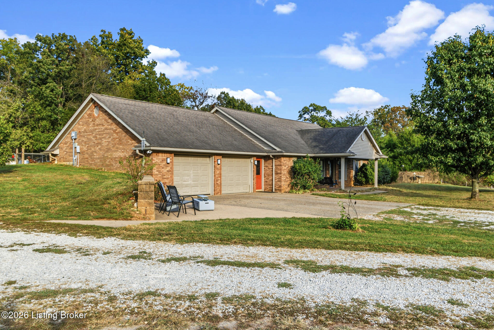 6634 N Midway Rd Property Photo 3