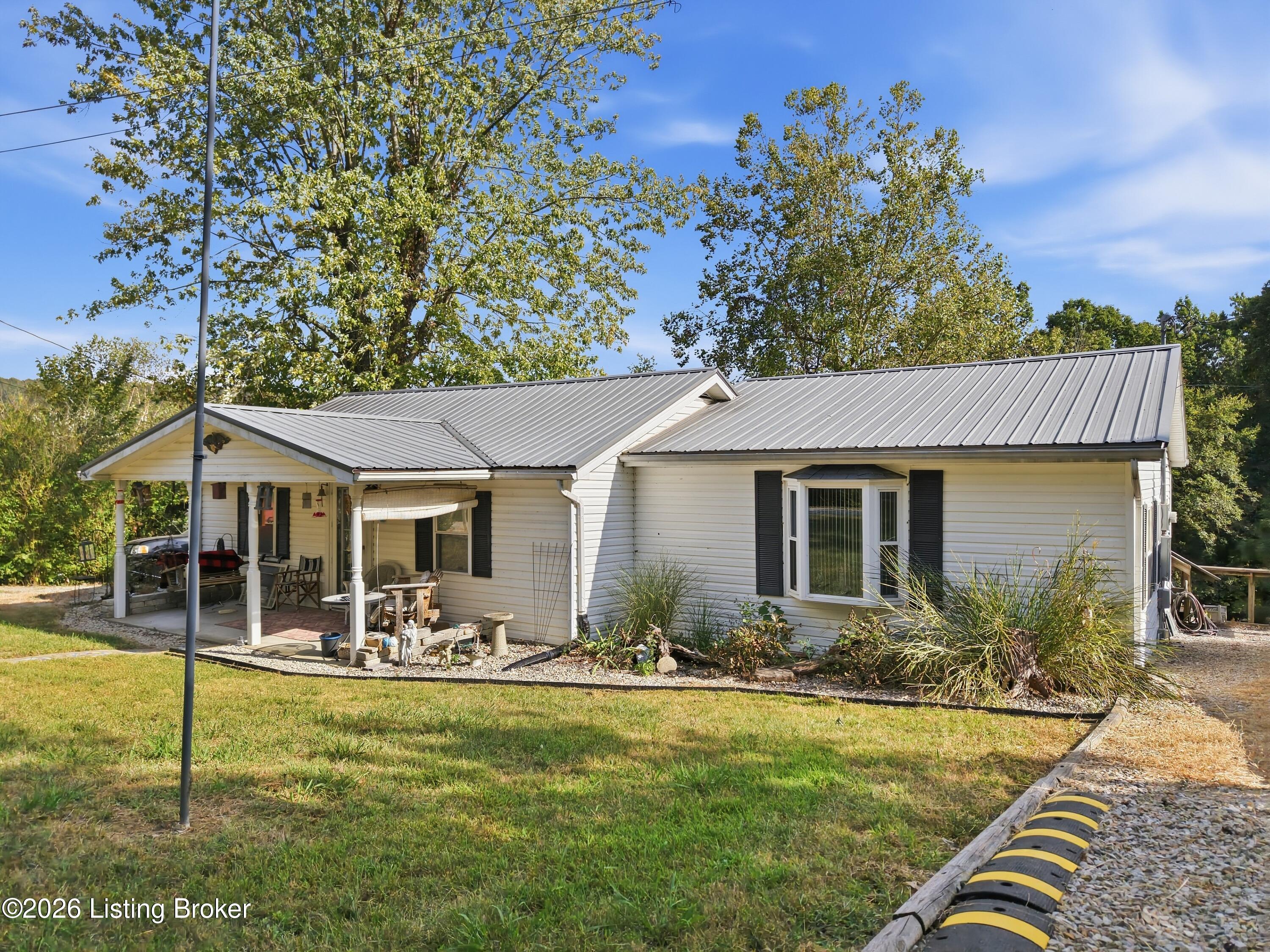 69 Cedar Cove Rd Property Photo 2
