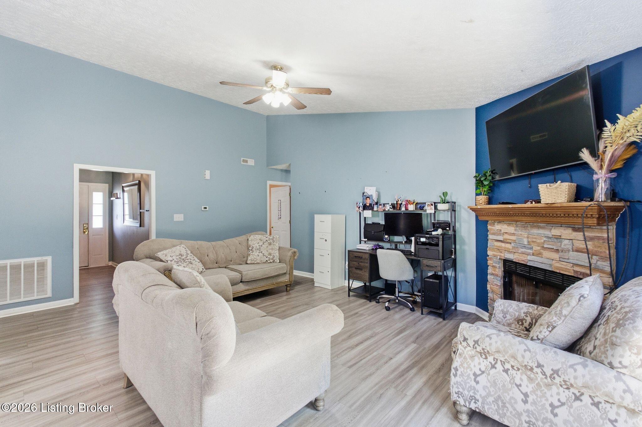 1416 Wendy Dr Property Photo 13