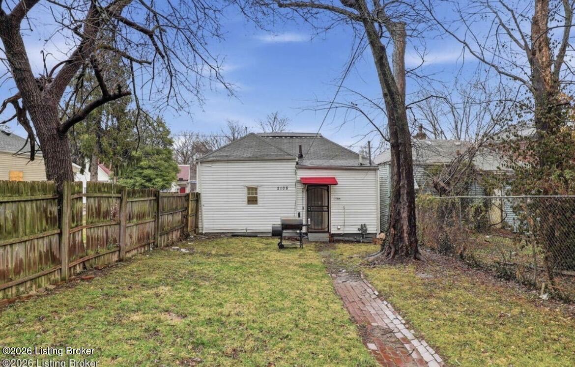 2108 Wilson Ave Property Photo 7