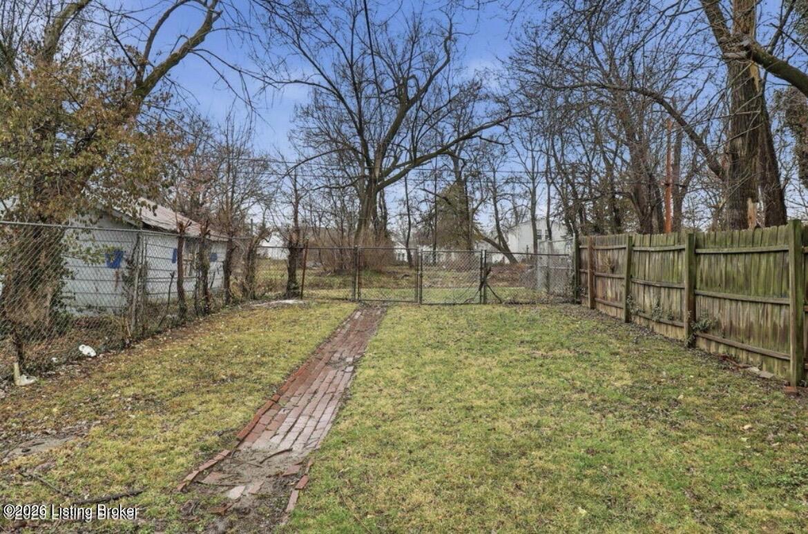 2108 Wilson Ave Property Photo 8