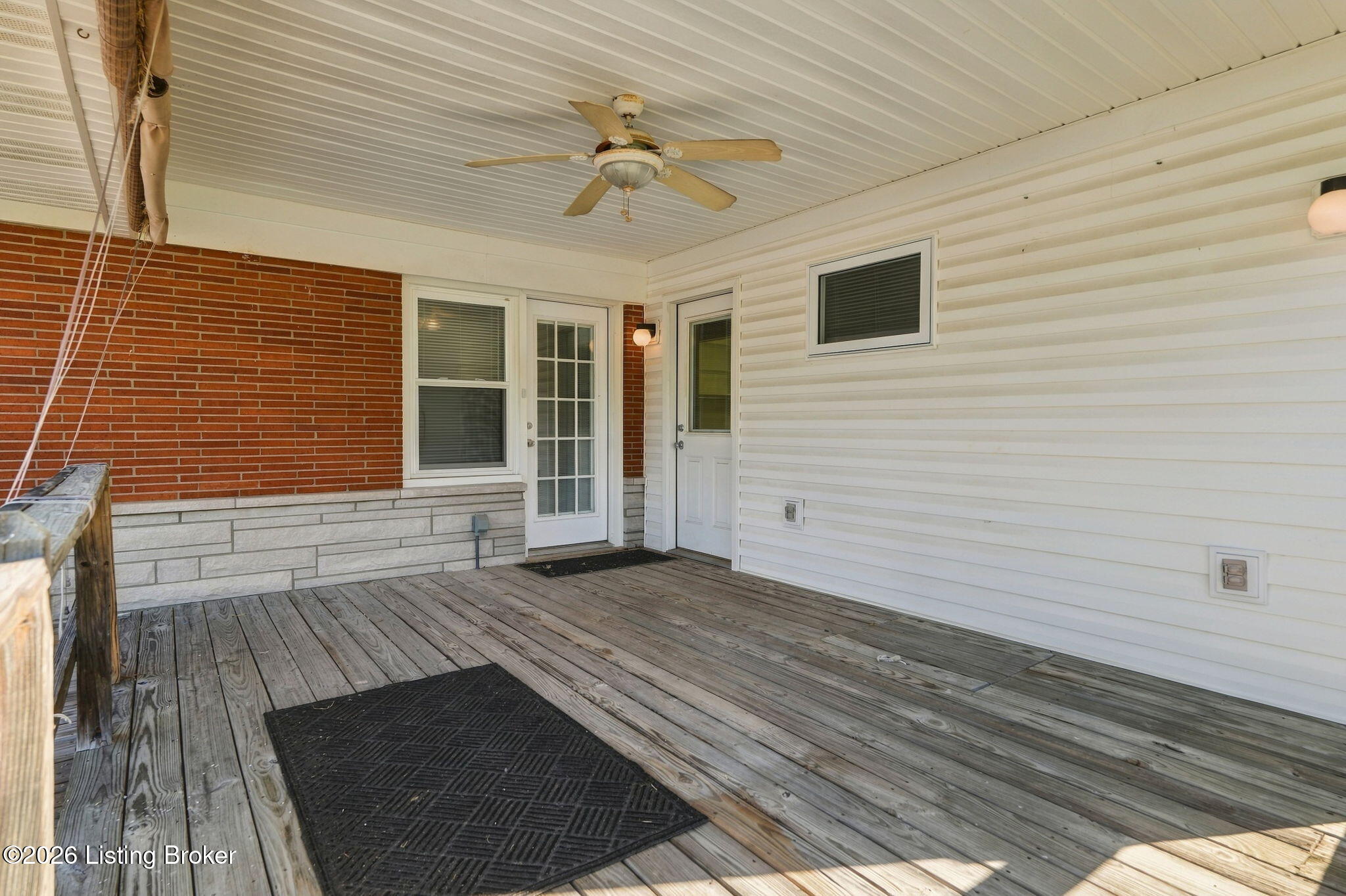 8022 Watterson Trail Property Photo 36