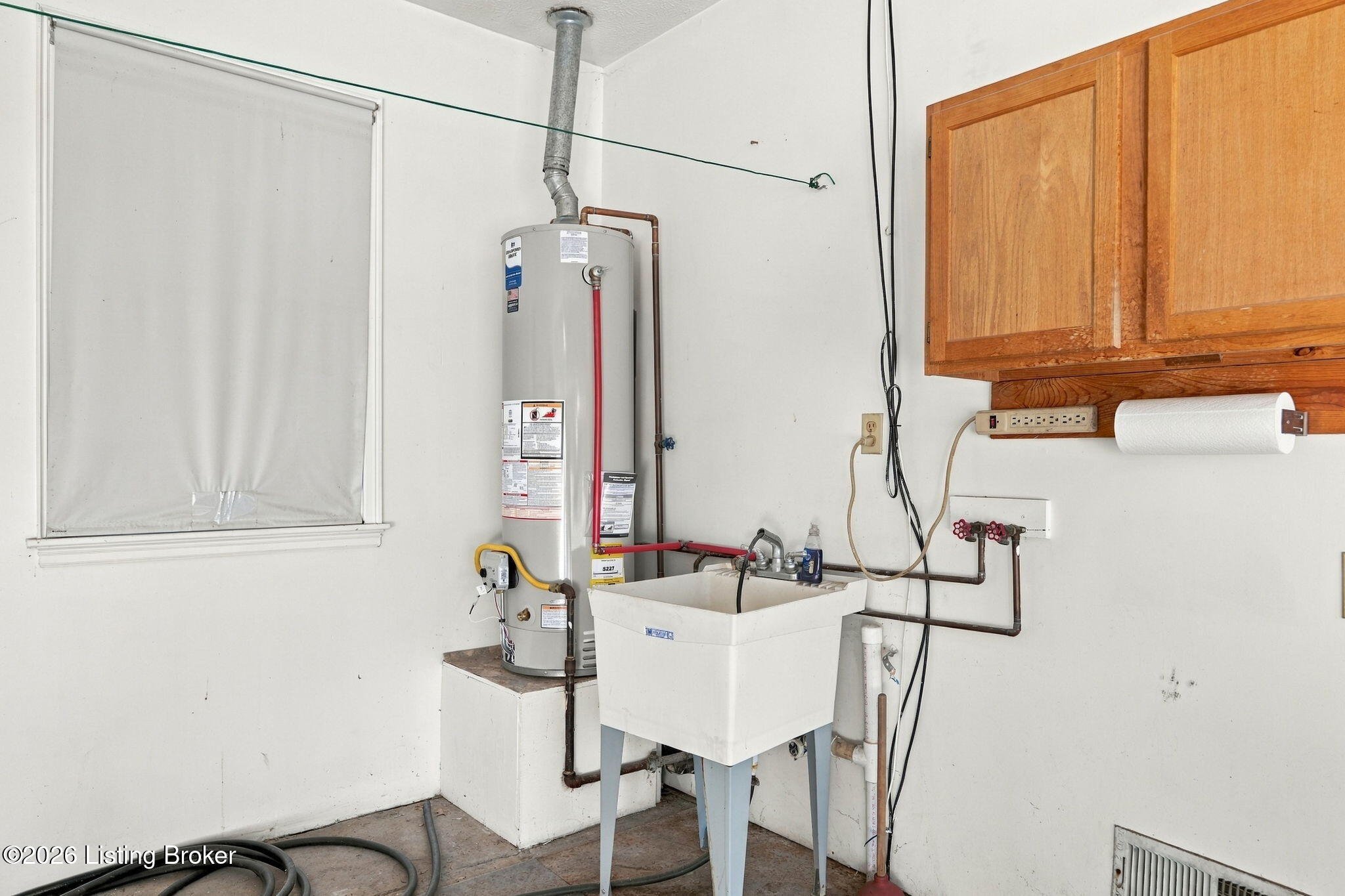 8022 Watterson Trail Property Photo 41