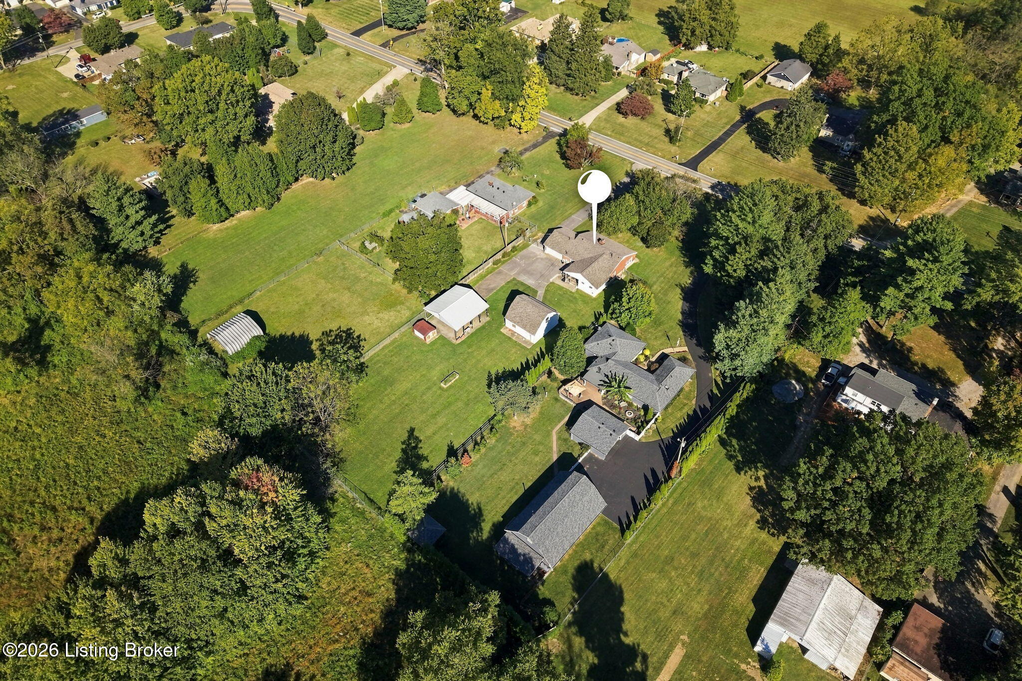 8022 Watterson Trail Property Photo 63