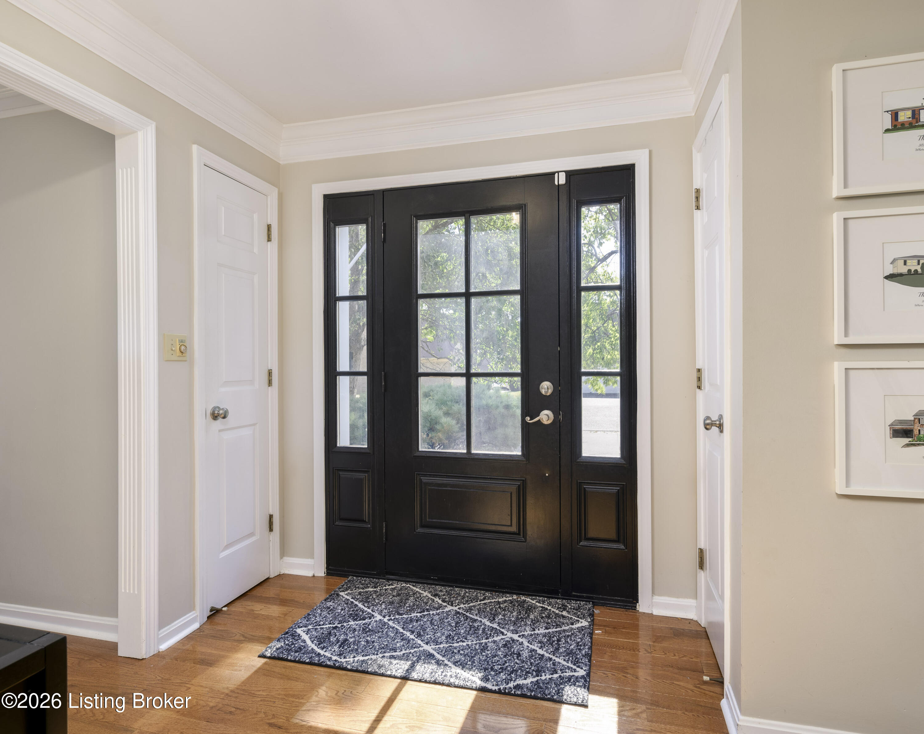 8909 Duxbury Rd Property Photo 6