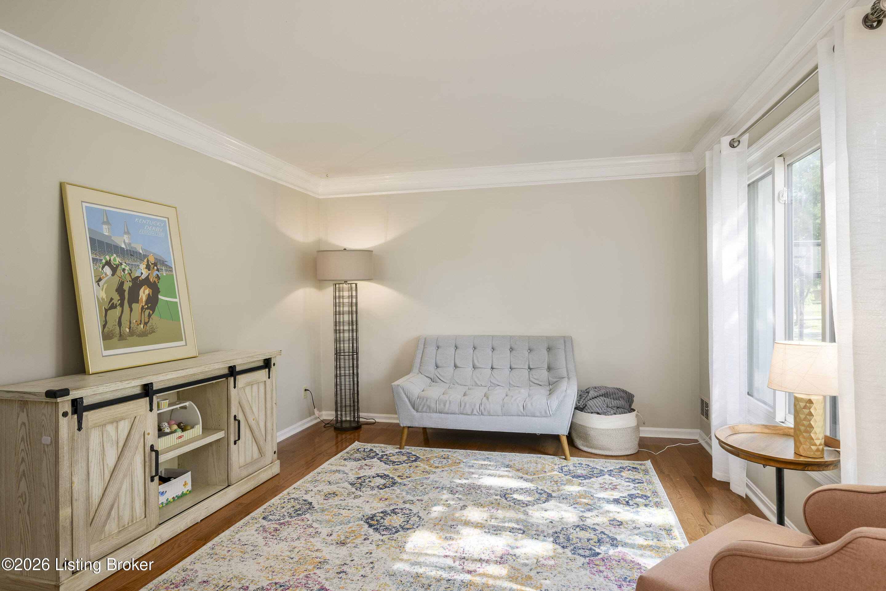 8909 Duxbury Rd Property Photo 10