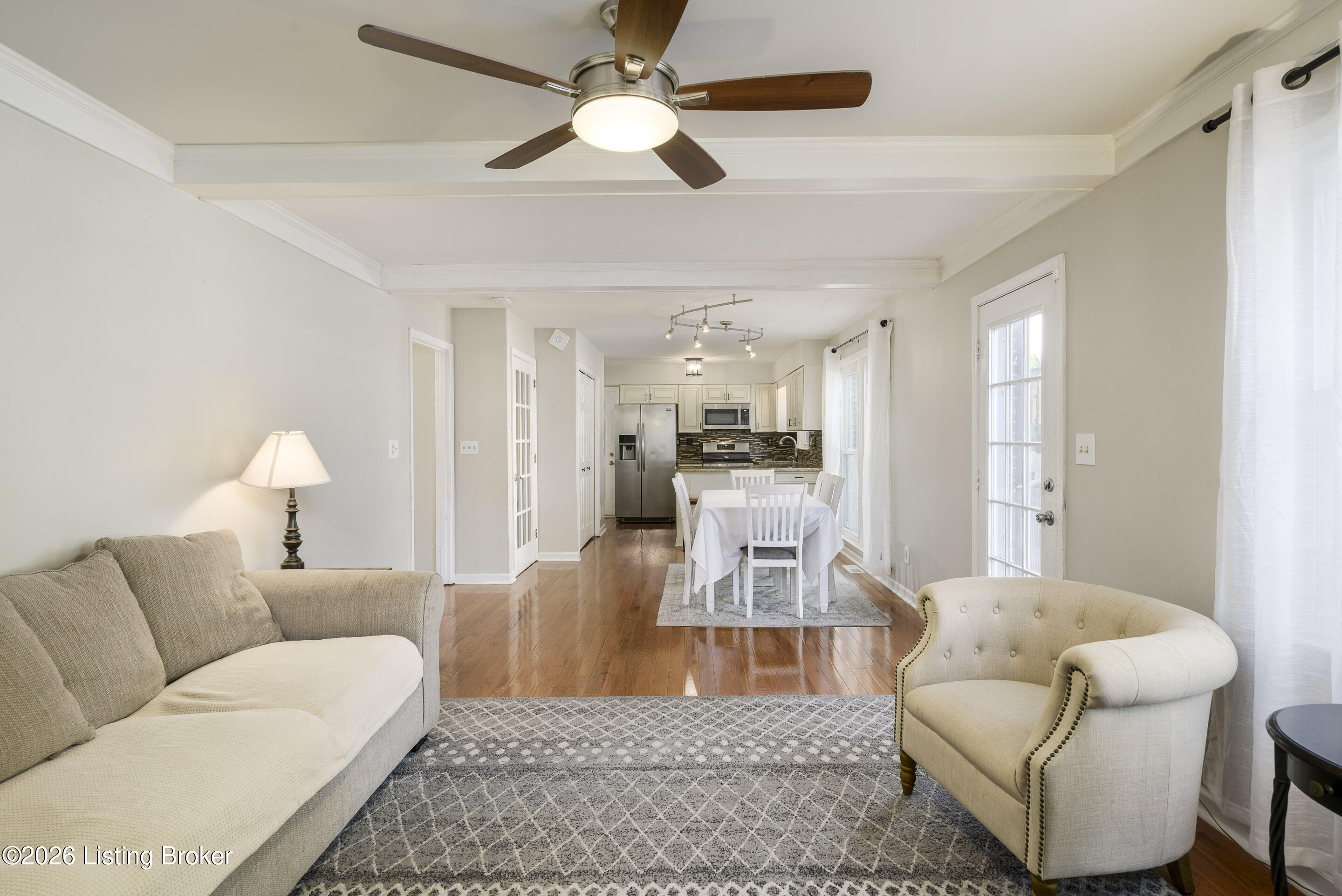 8909 Duxbury Rd Property Photo 13