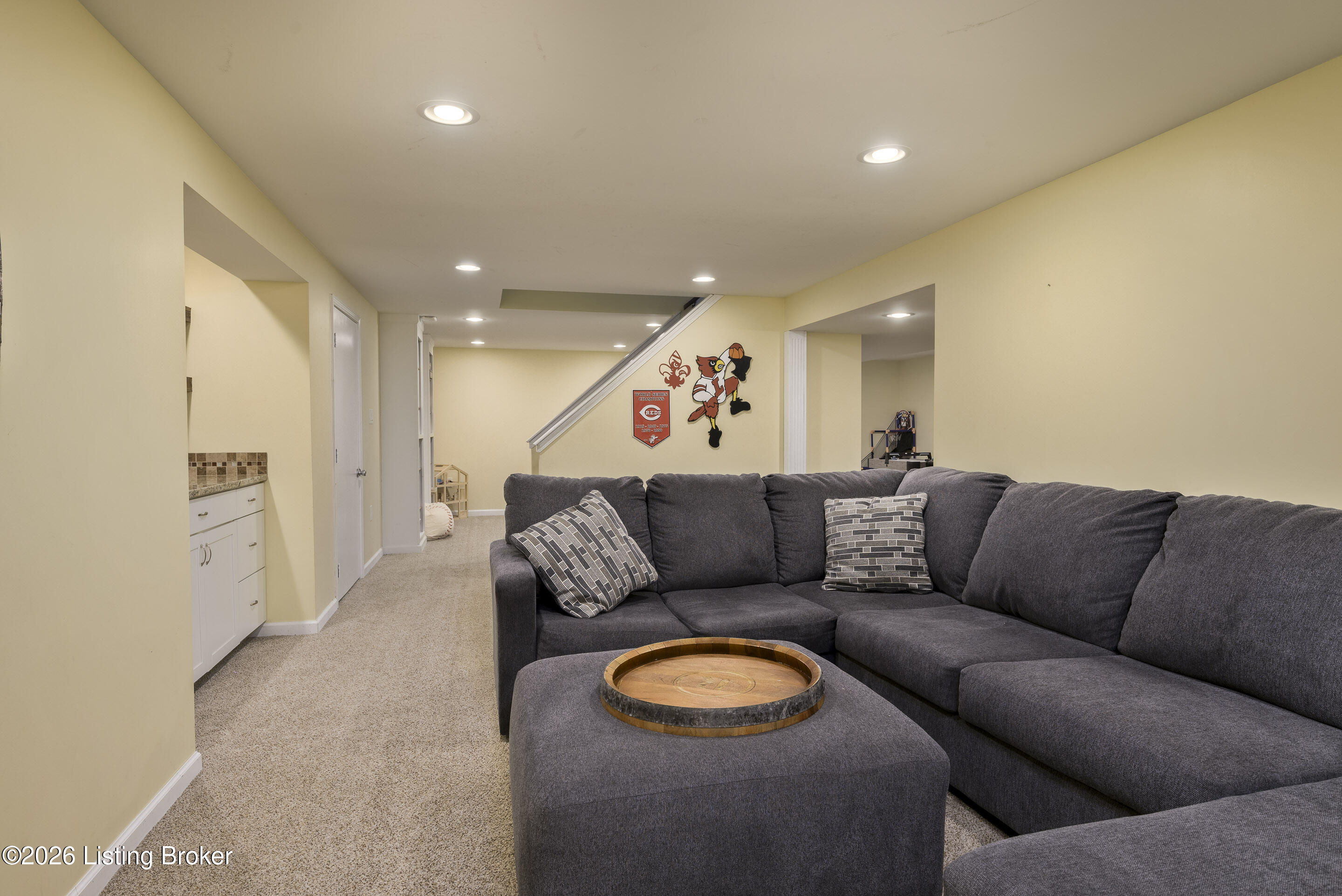 8909 Duxbury Rd Property Photo 34
