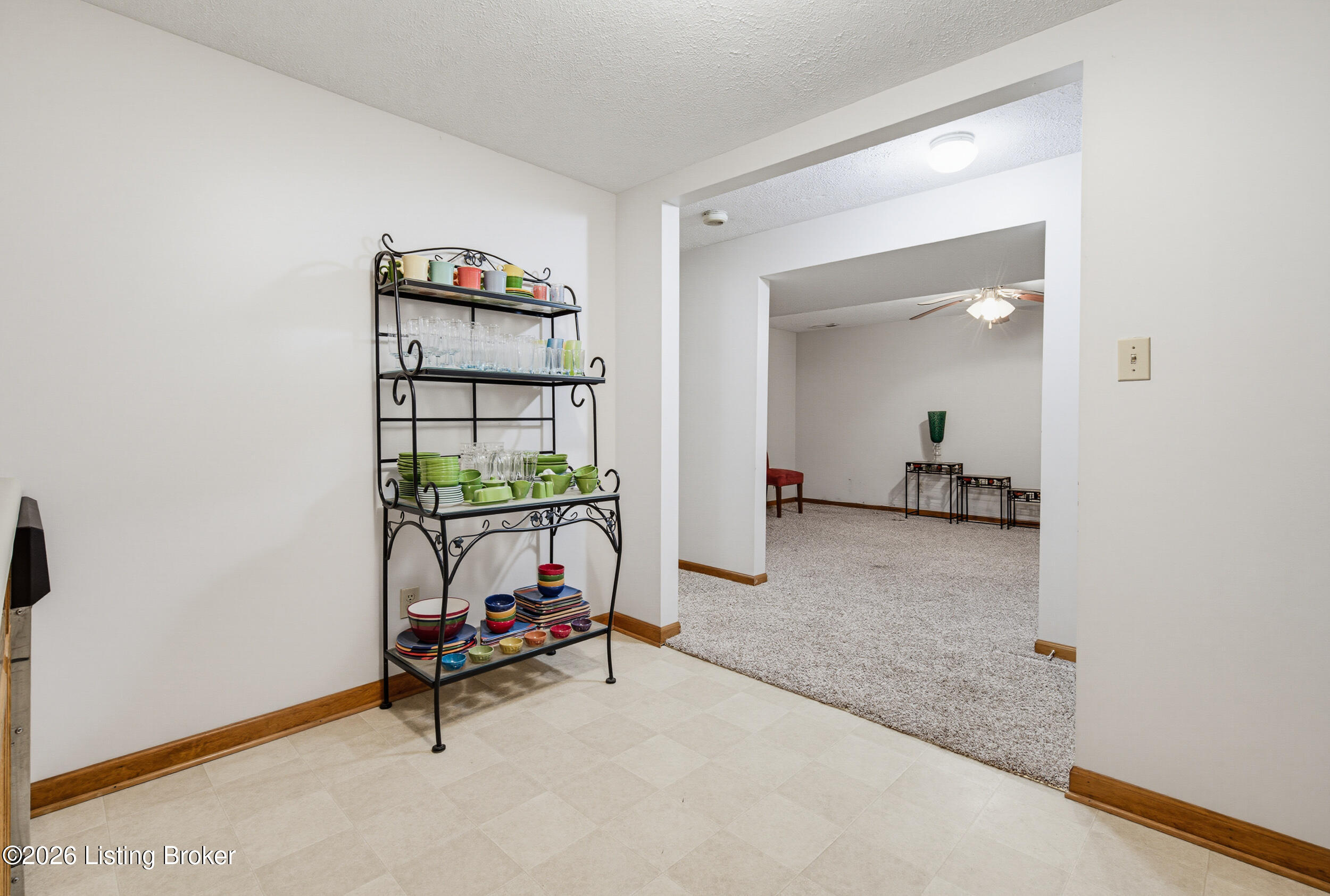 9905 Highcrest Ave Property Photo 36