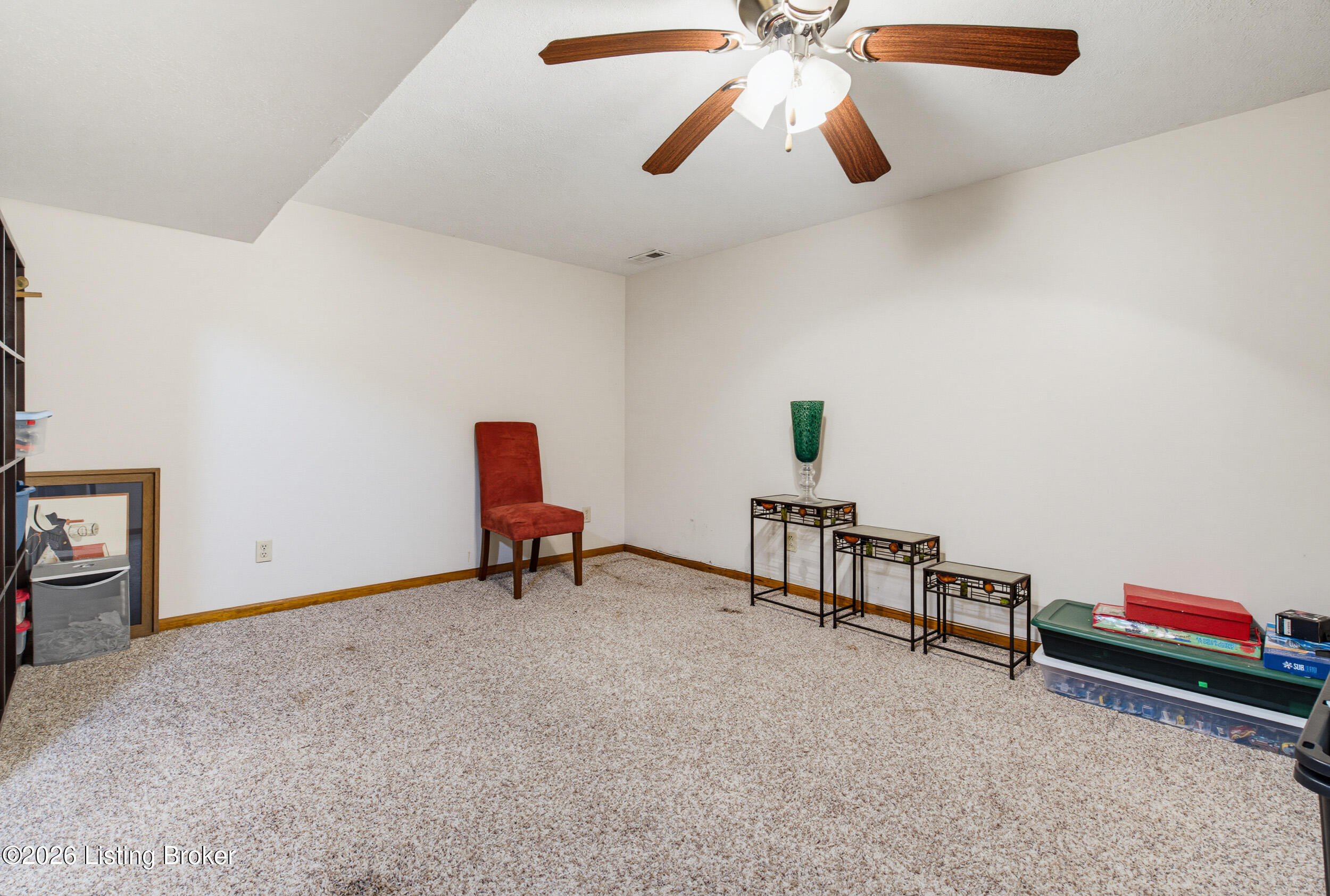9905 Highcrest Ave Property Photo 37