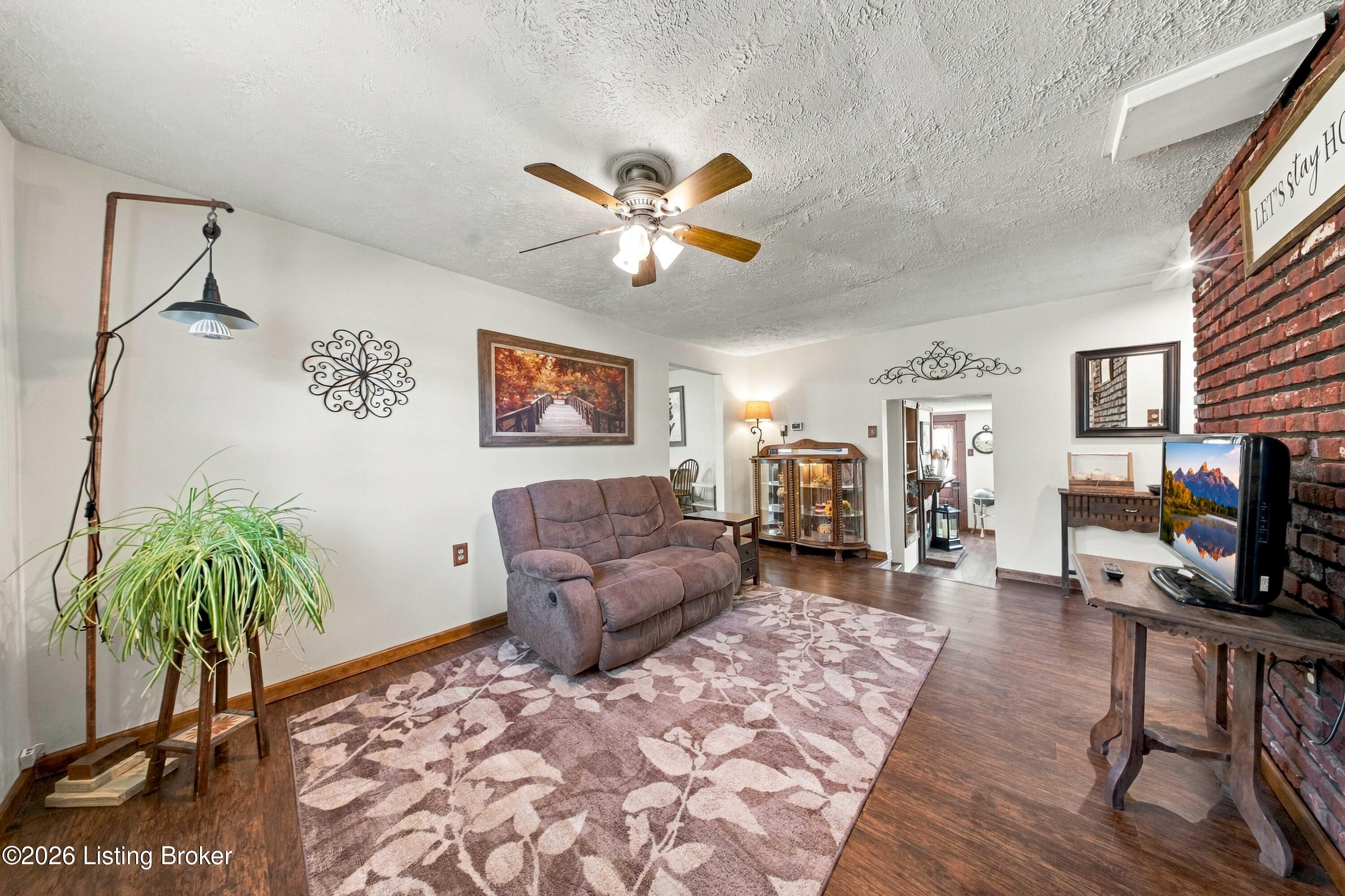 7386 Mt Eden Rd Property Photo 12