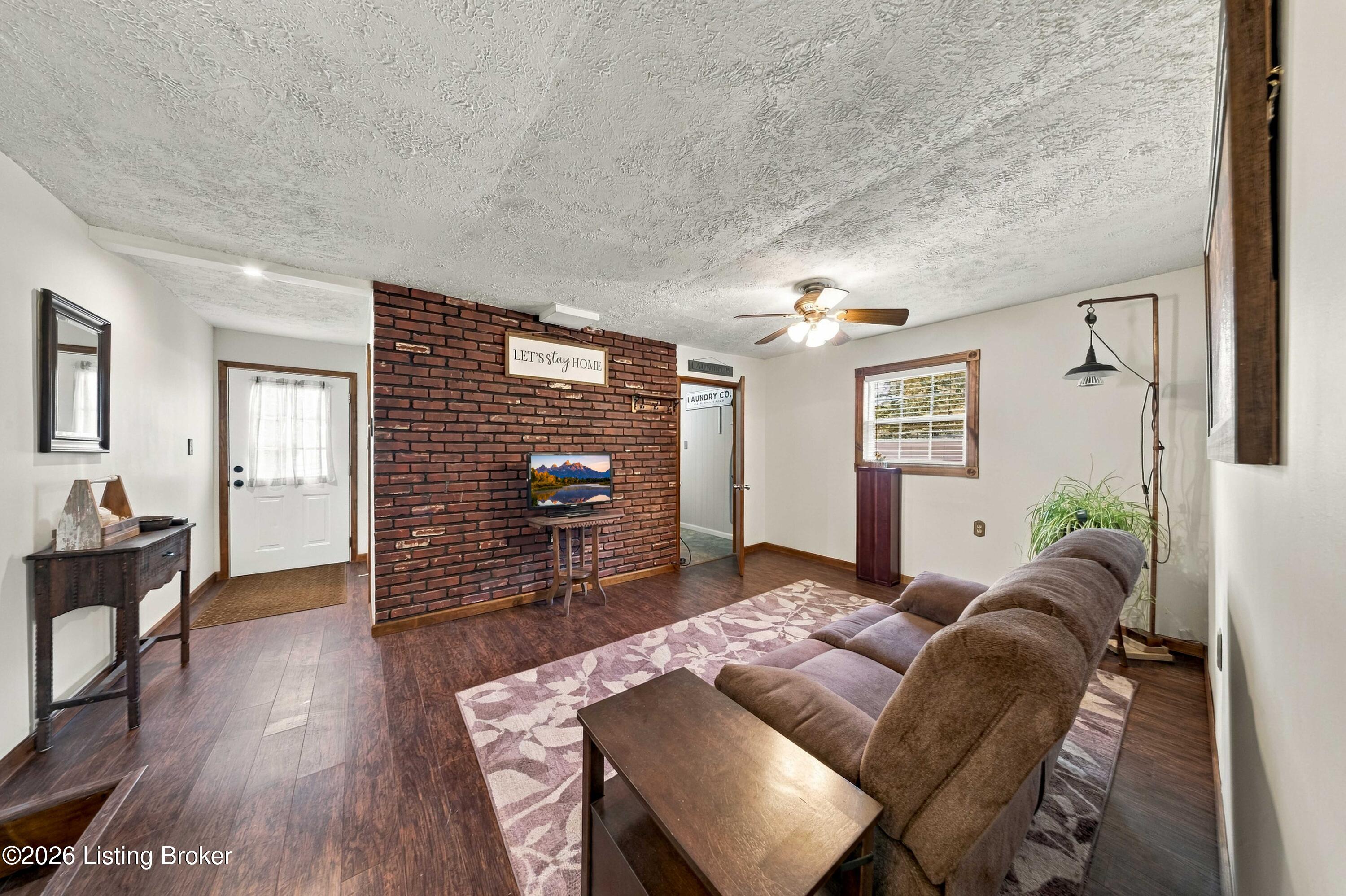 7386 Mt Eden Rd Property Photo 14