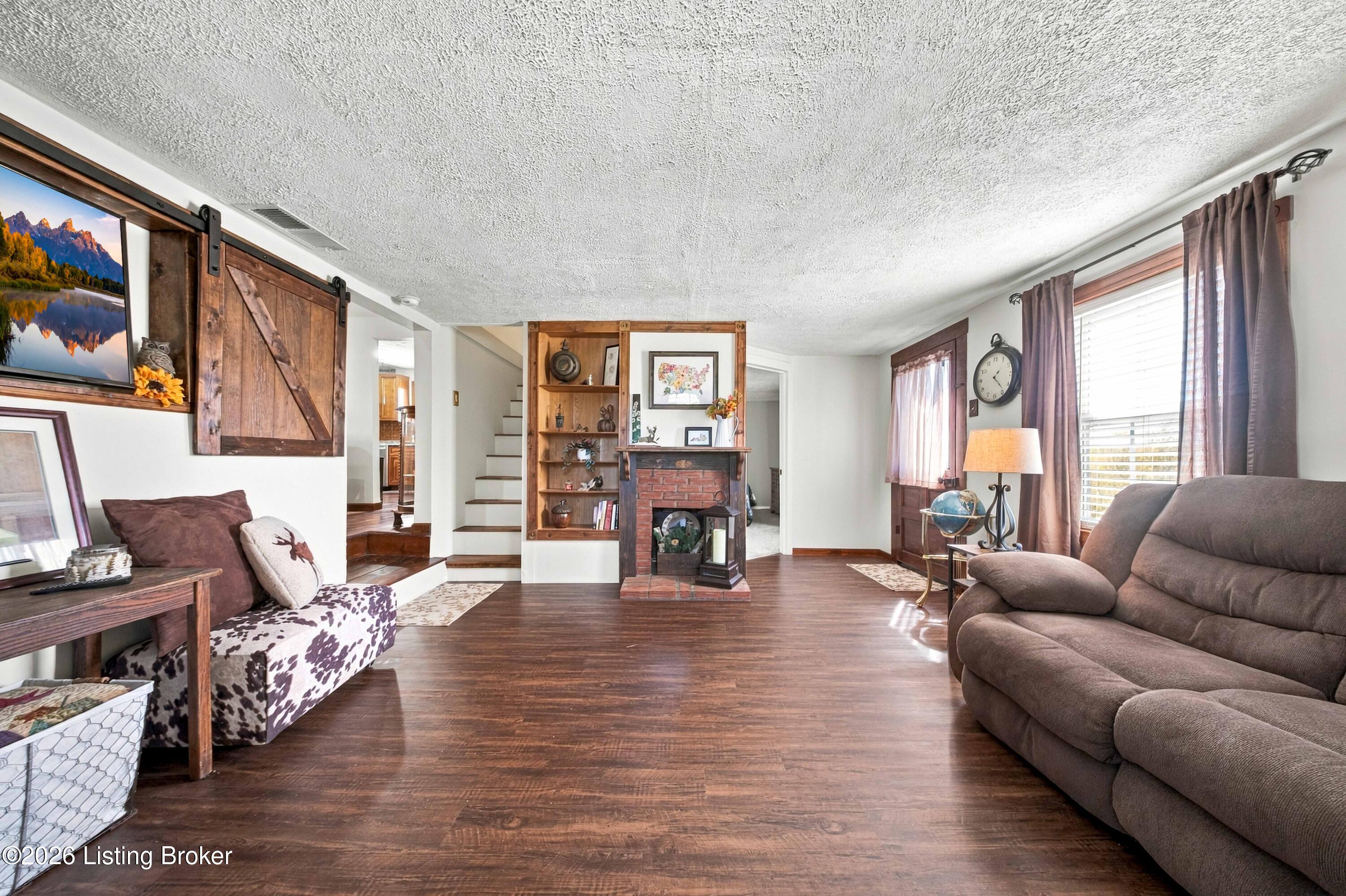 7386 Mt Eden Rd Property Photo 16