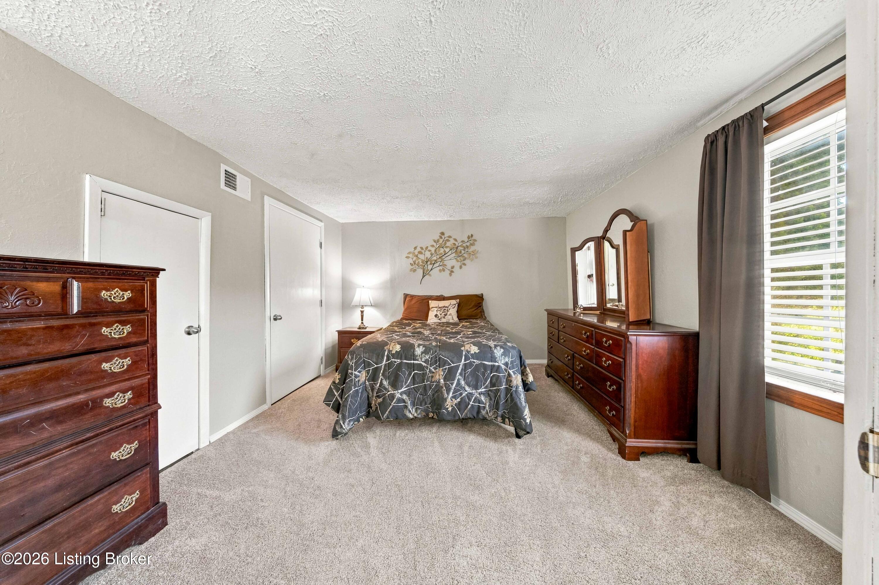 7386 Mt Eden Rd Property Photo 19
