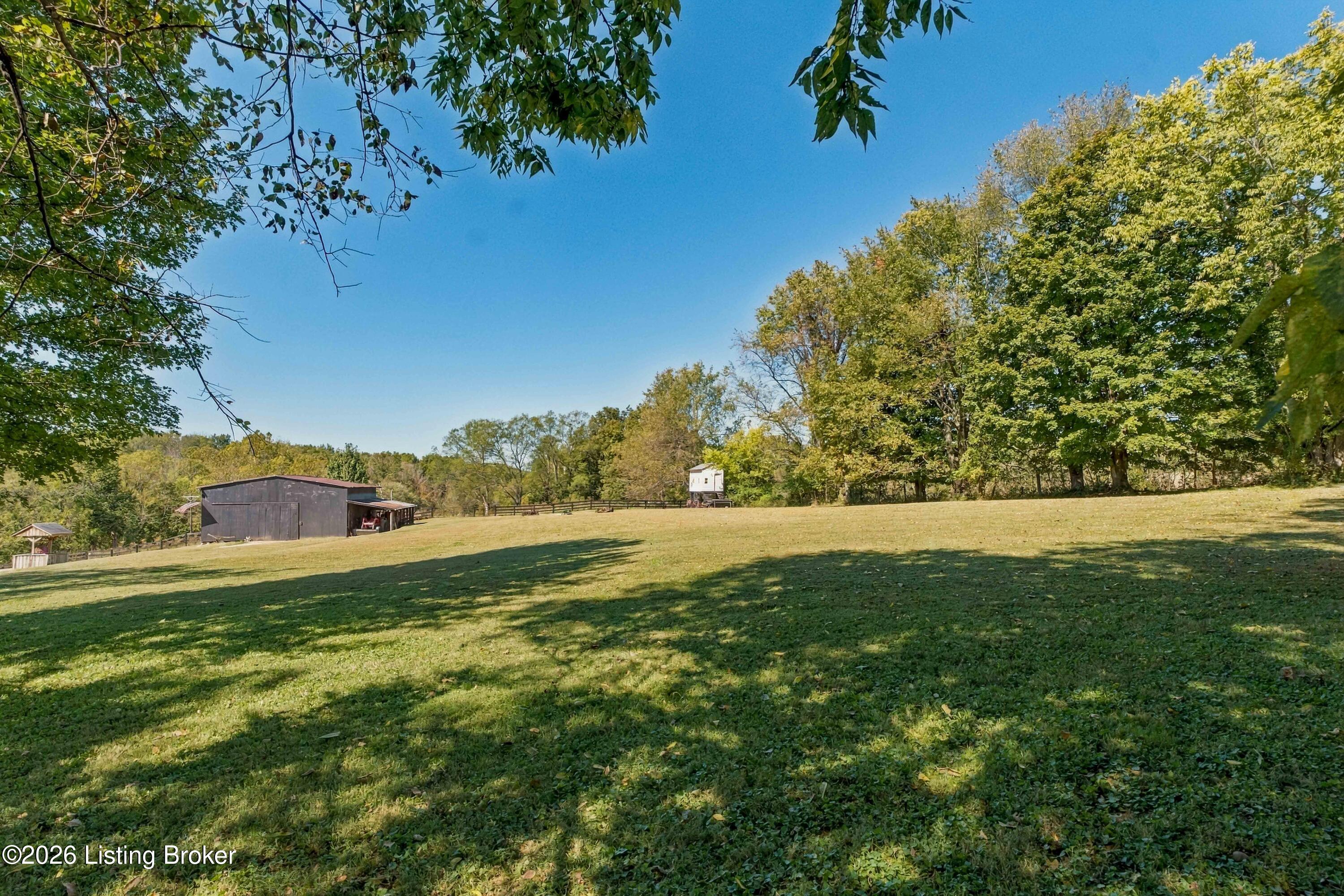 7386 Mt Eden Rd Property Photo 42