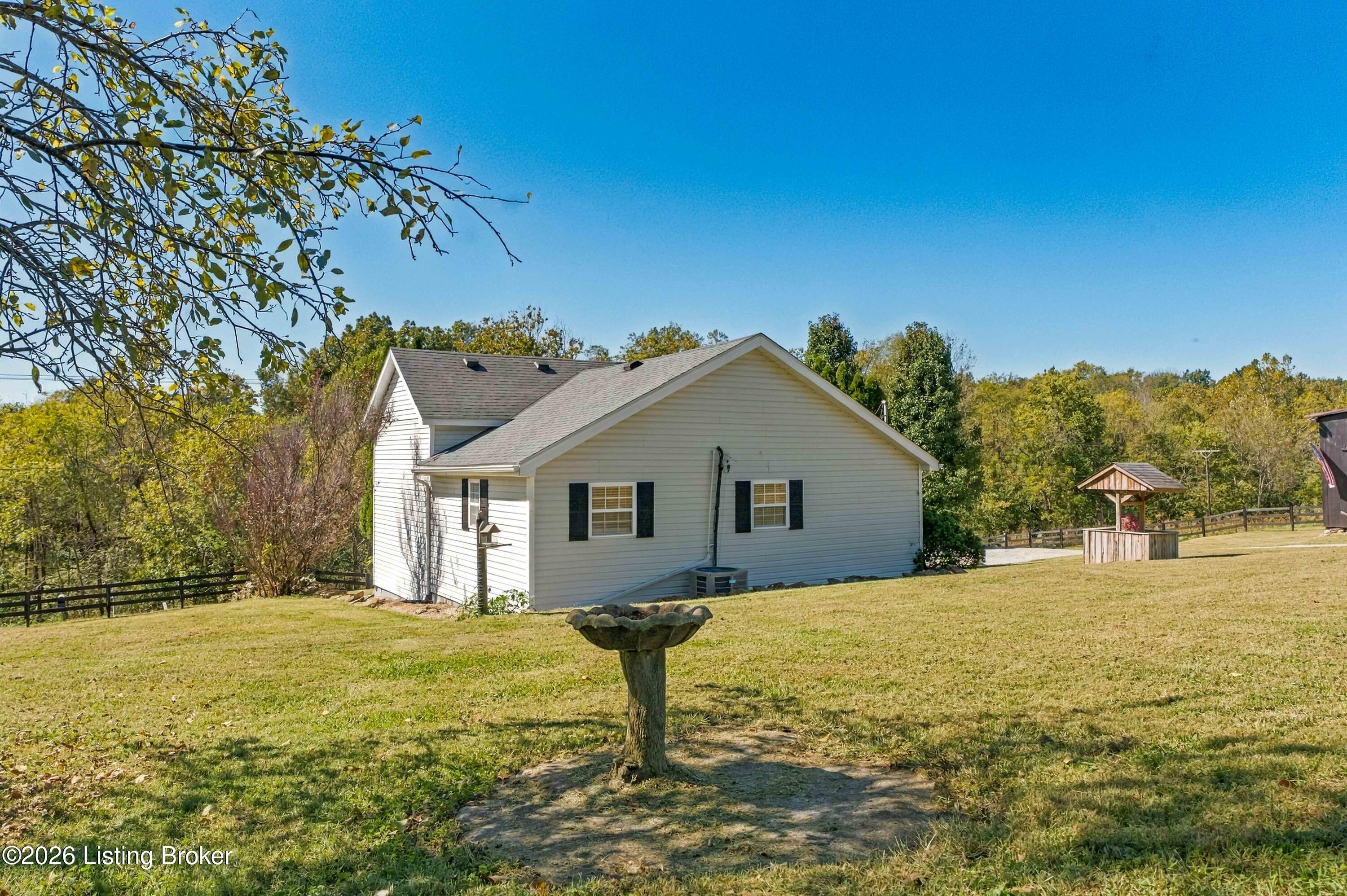 7386 Mt Eden Rd Property Photo 54