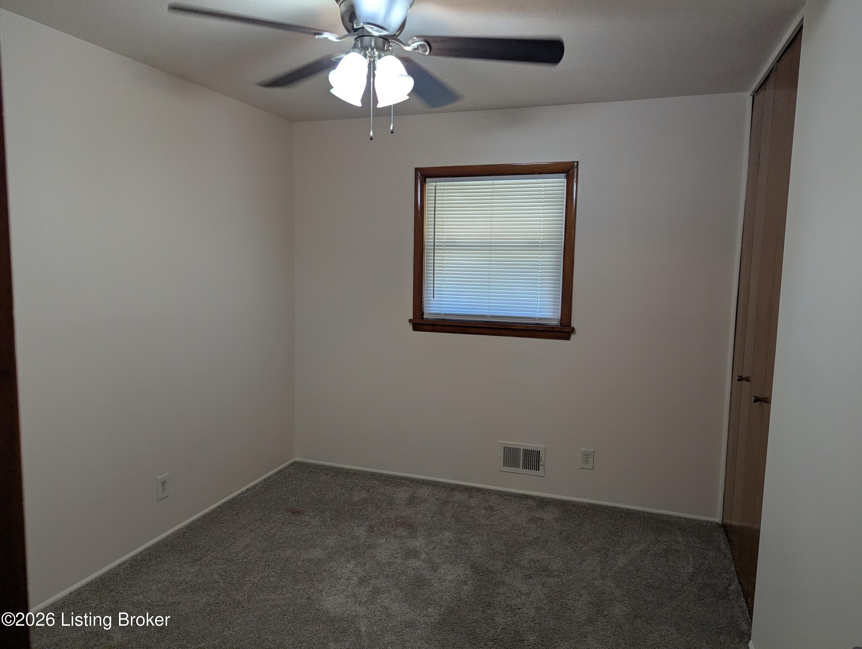 2521 Adrienne Way Property Photo 11