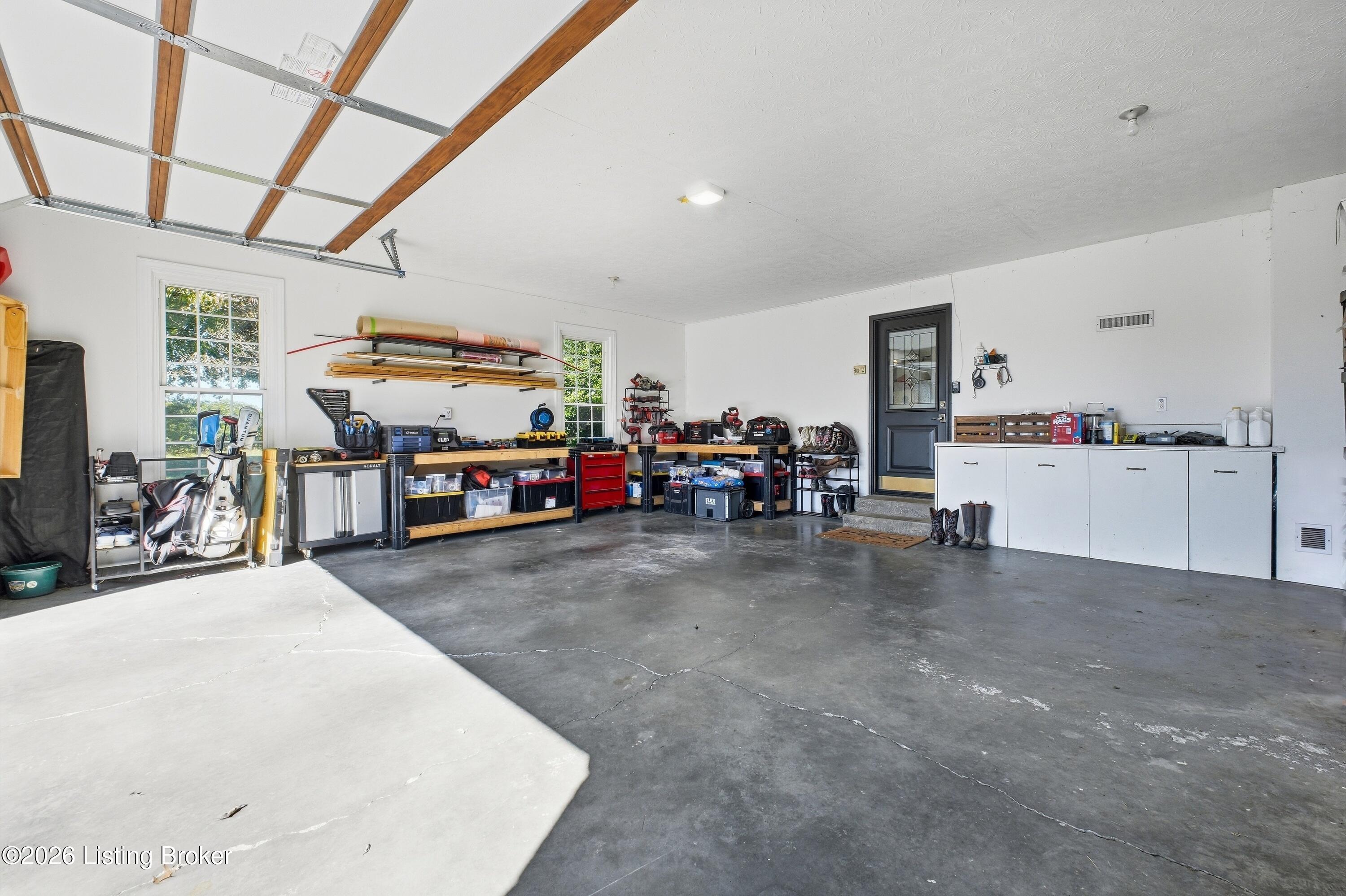 2112 Blakemore Ln Property Photo 77