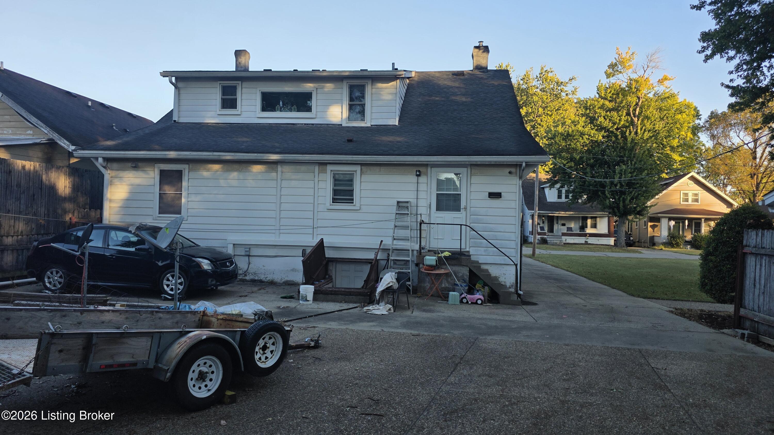 808 Packard Ave Property Photo 3
