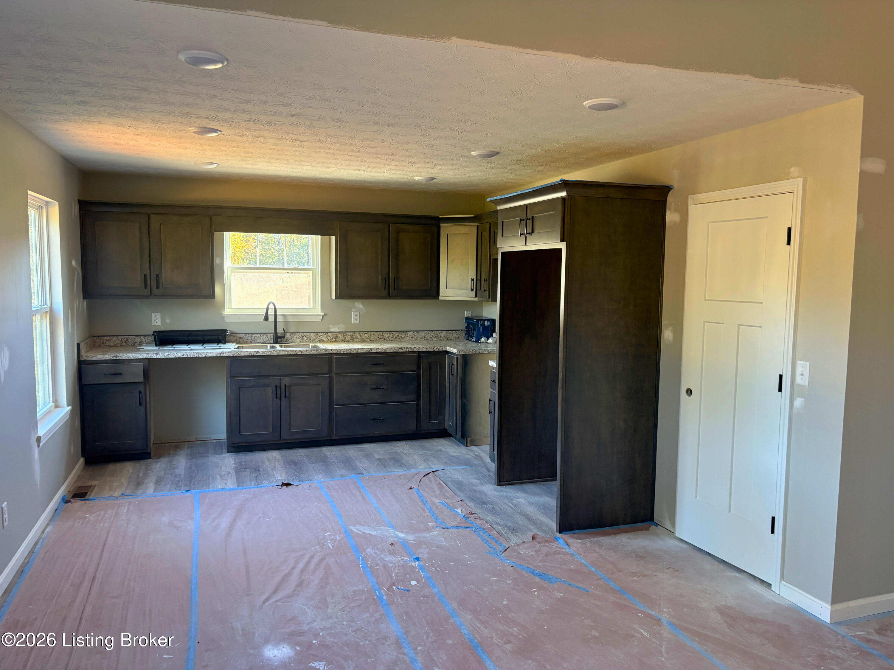 523 Braden Way Property Photo 5