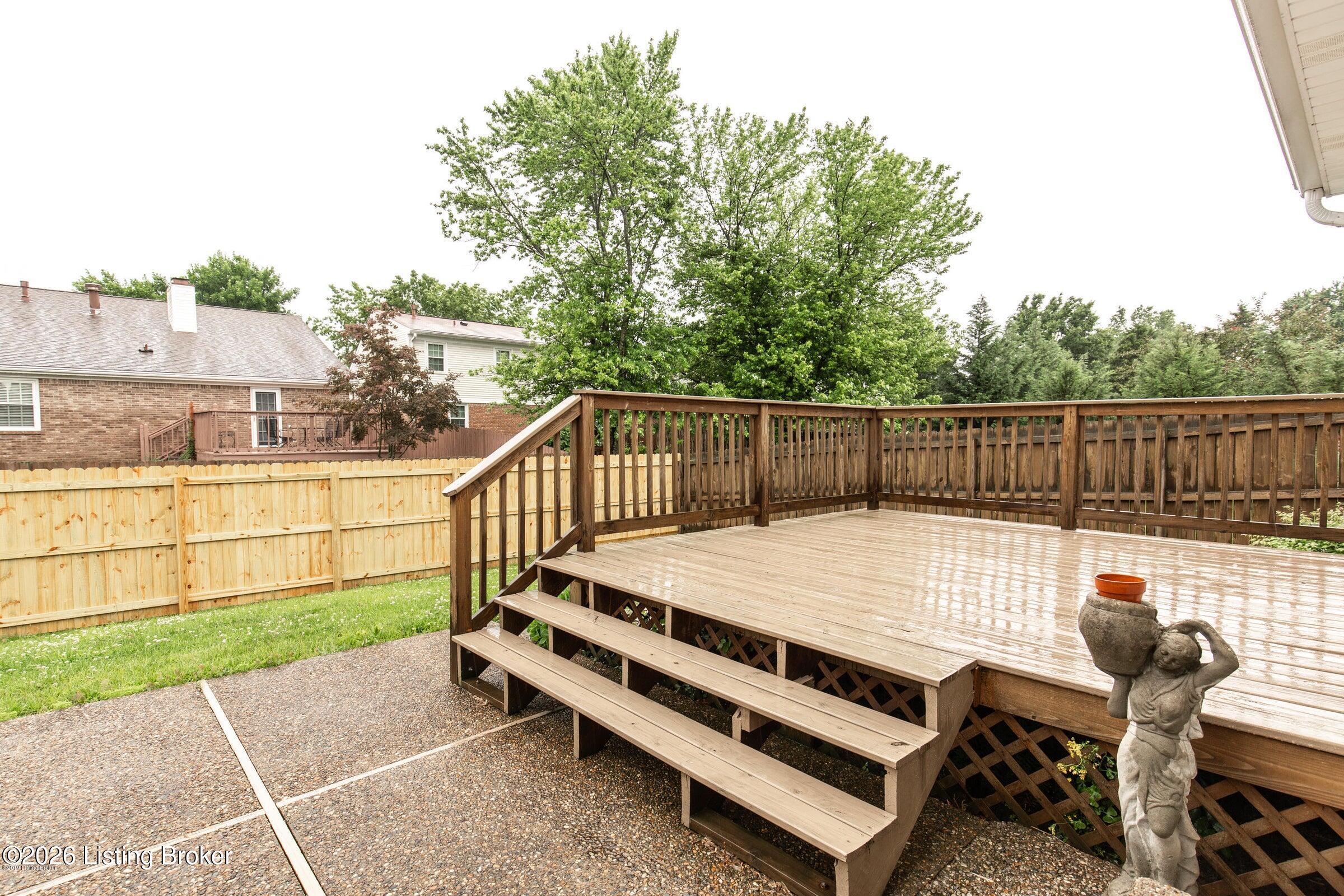 10206 Brownhurst Ct Property Photo 11