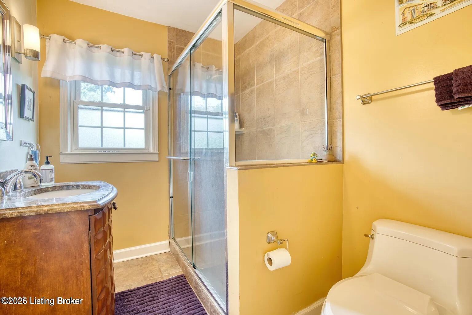 333 Monohan Dr Property Photo 12