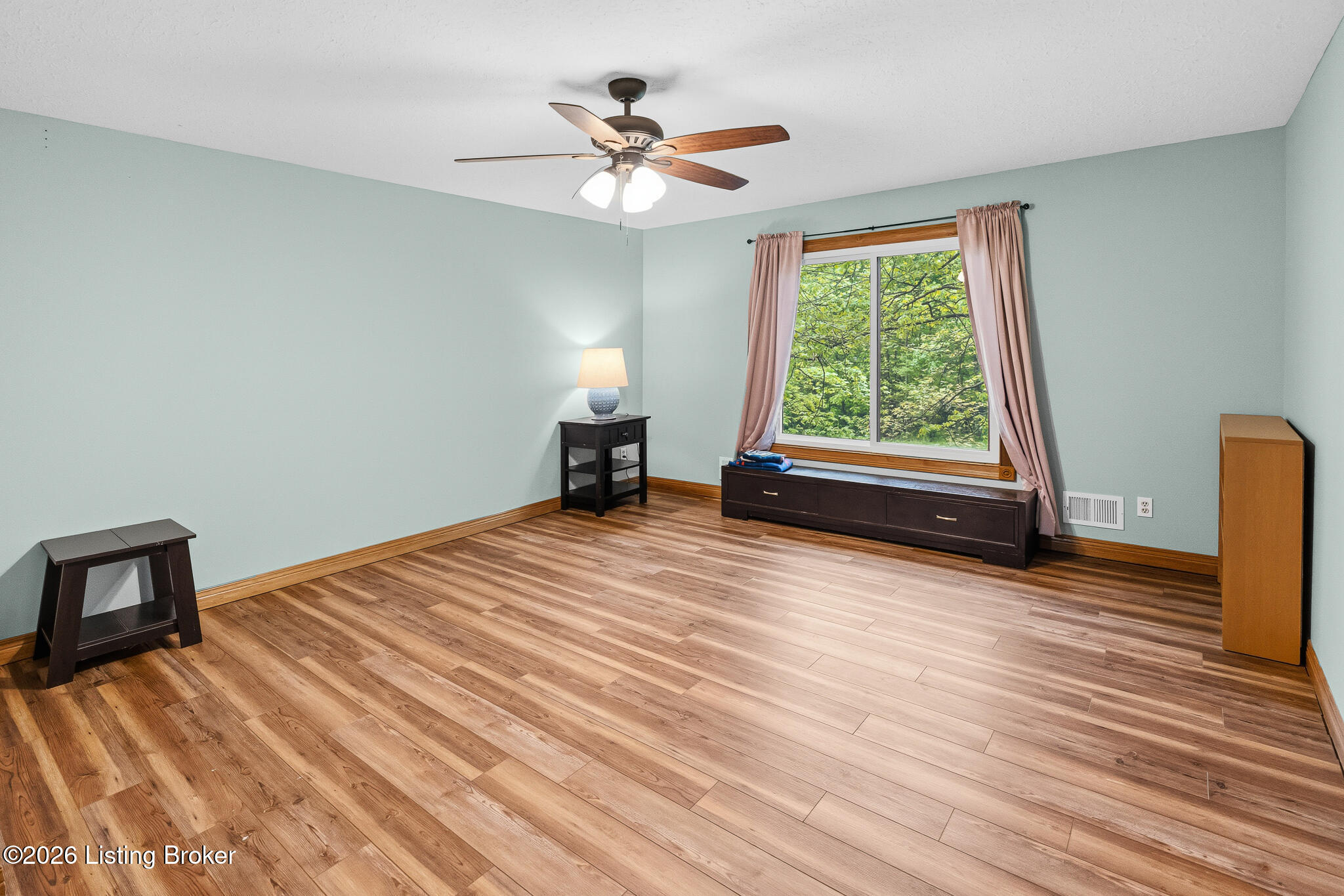 180 Bowman Ct Property Photo 49