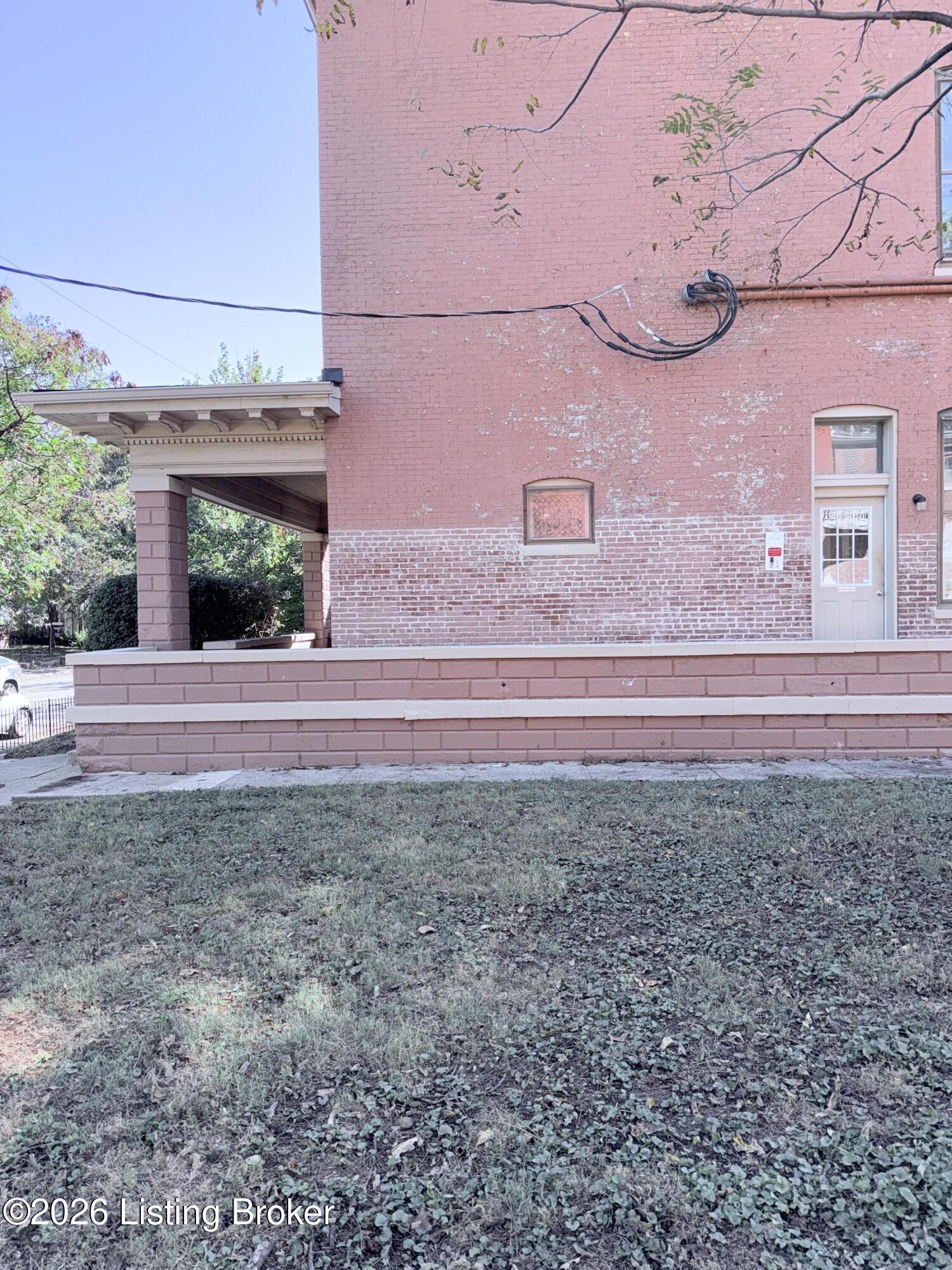 1140 S 1st St 1 Property Photo 5