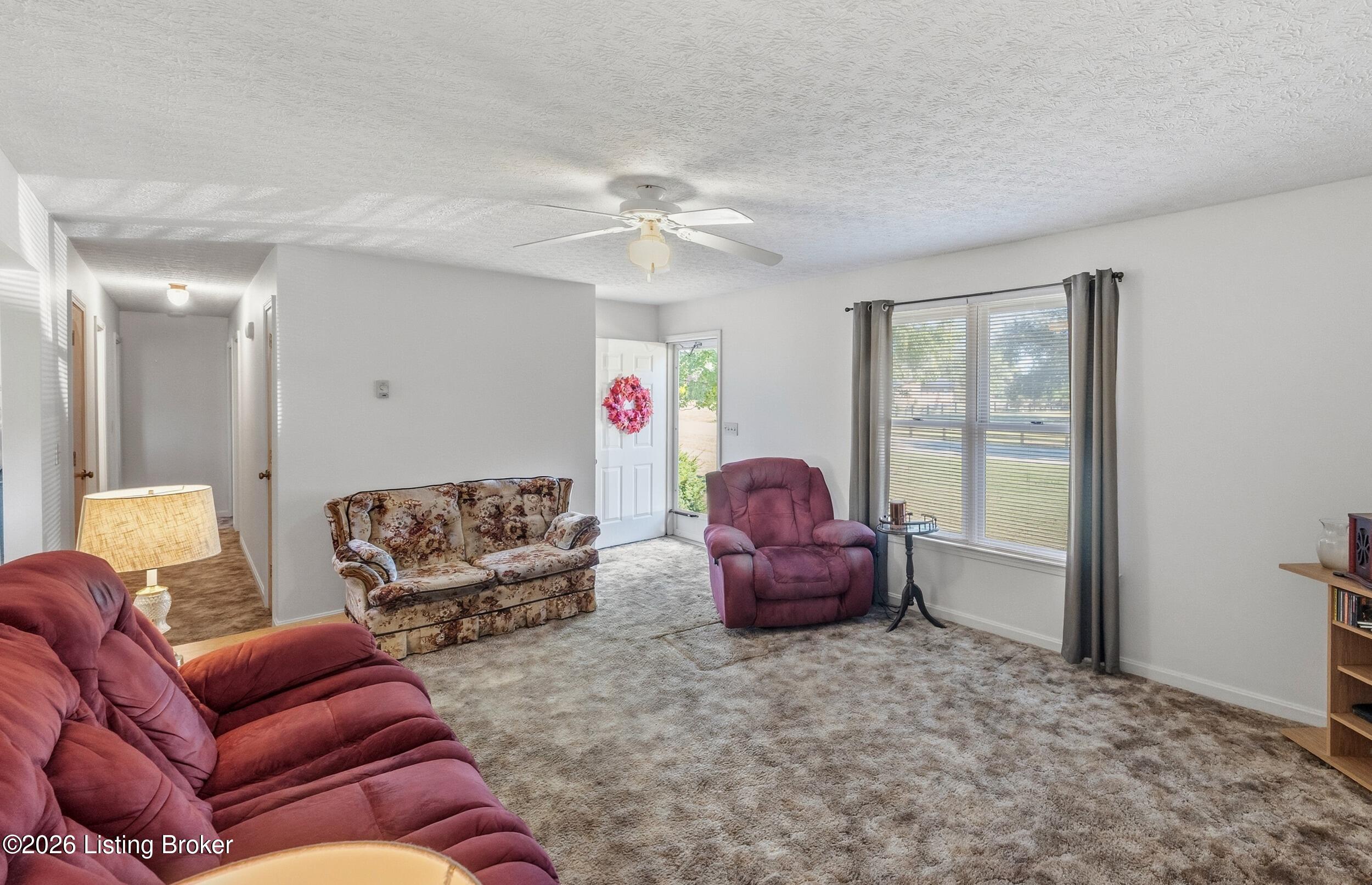 122 Raisor Ave Property Photo 4