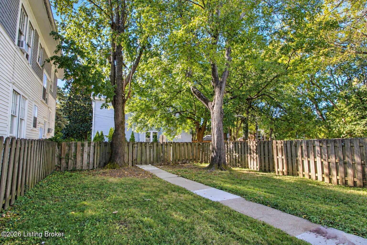 1272 S Floyd St Property Photo 37