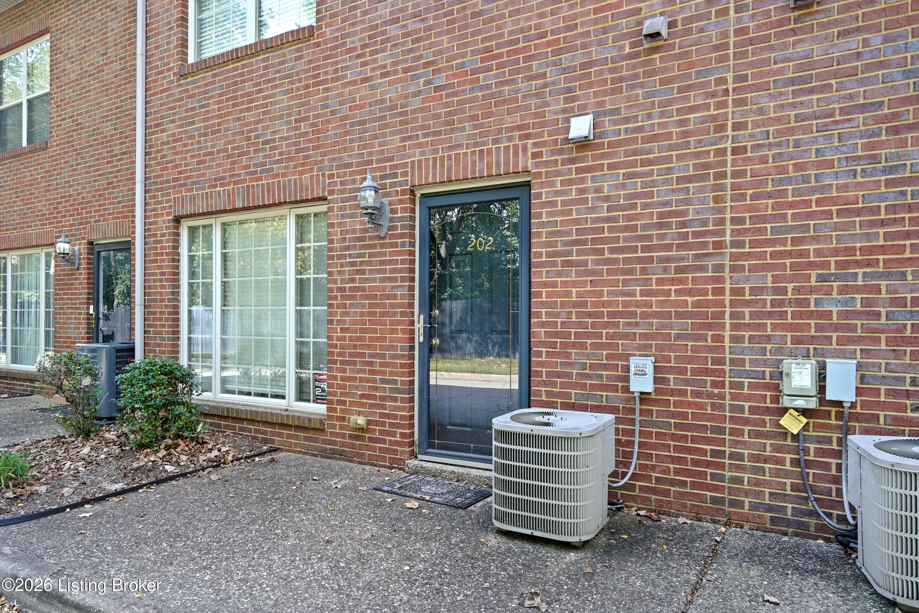 202 Hampton Place Ct Property Photo 22