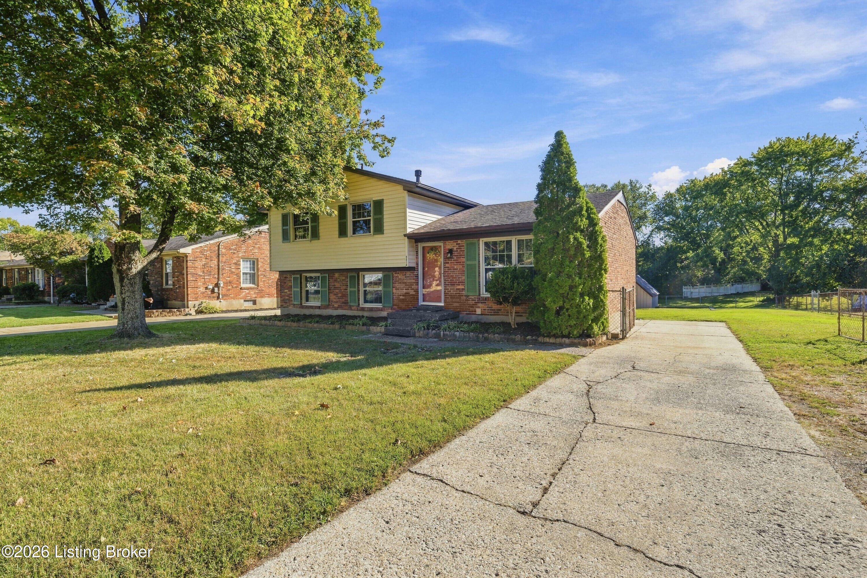 9416 Fairground Rd Property Photo 3