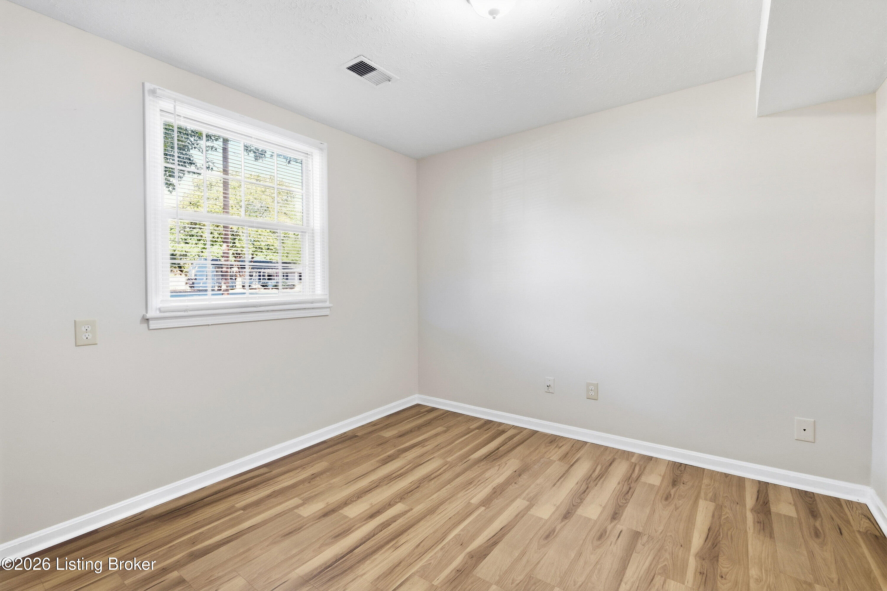 9416 Fairground Rd Property Photo 29