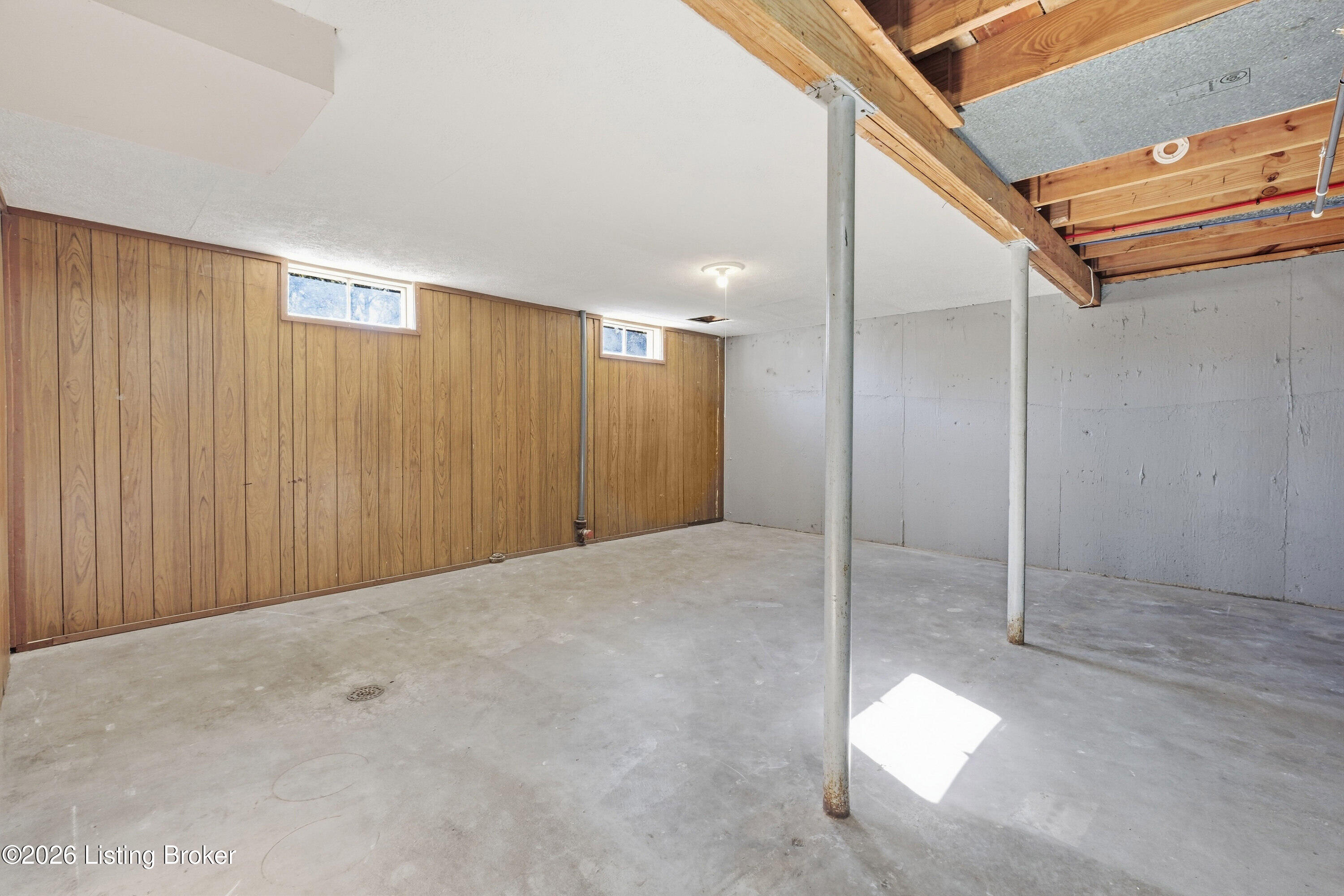 9416 Fairground Rd Property Photo 33