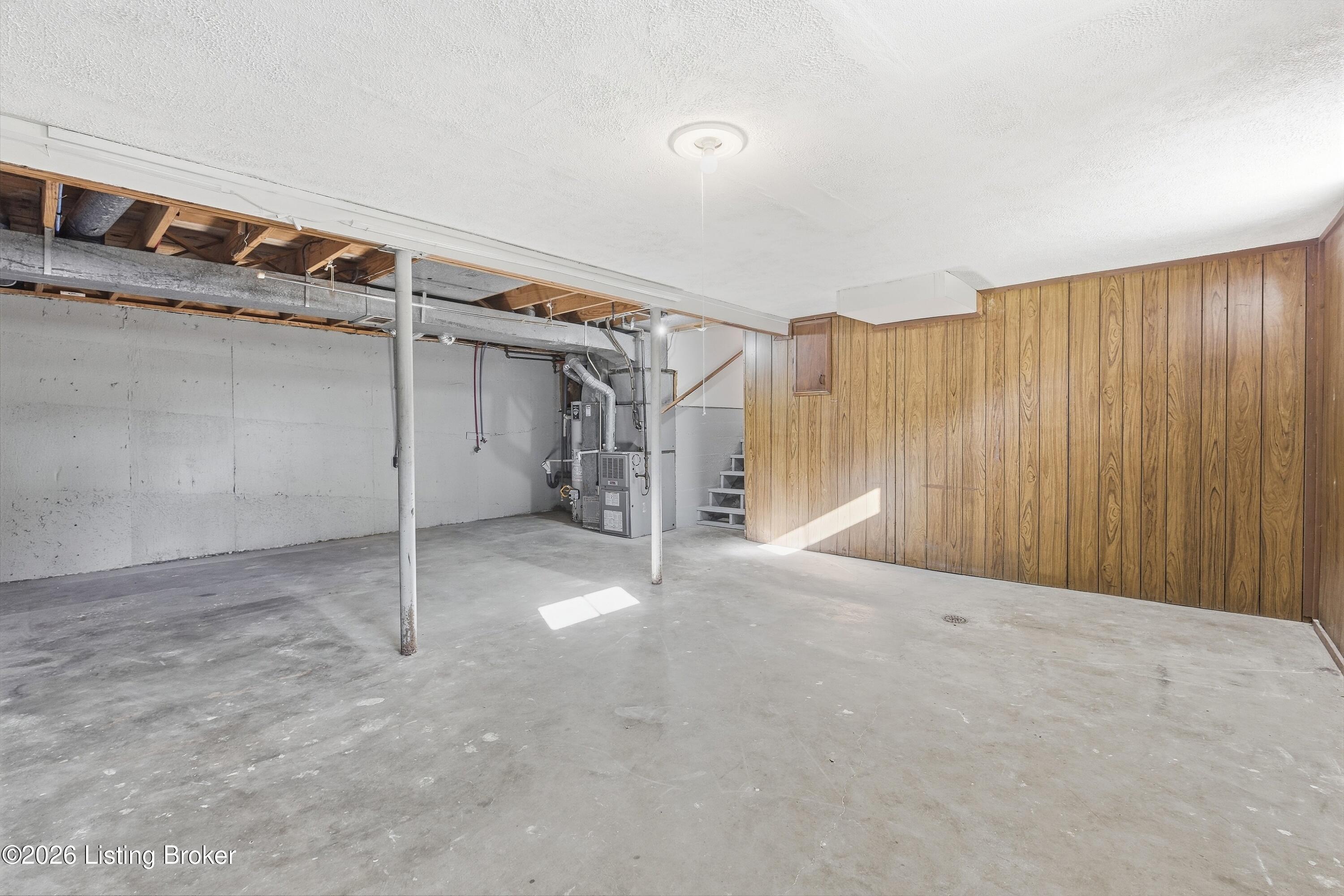 9416 Fairground Rd Property Photo 34