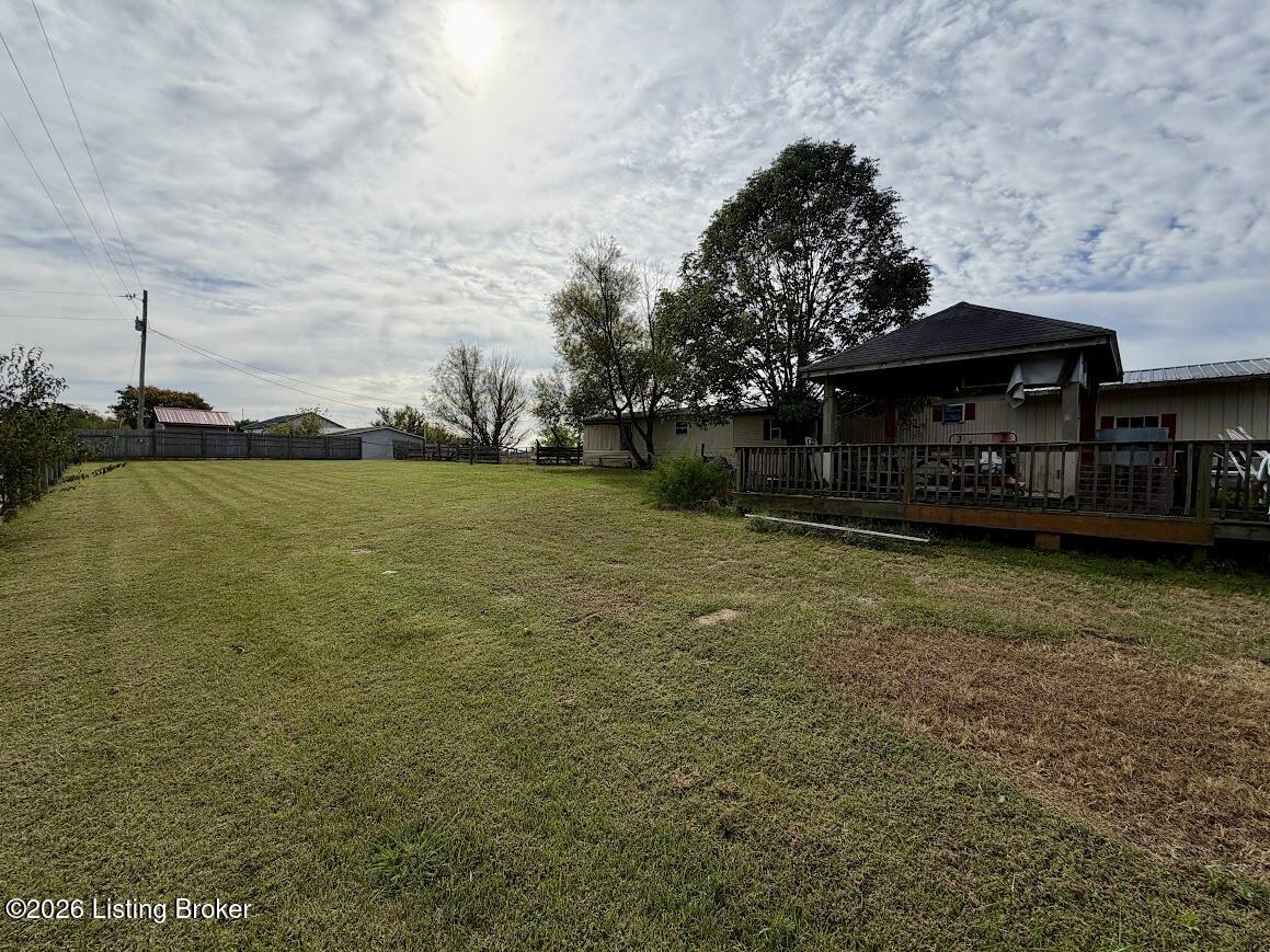 423 Ockerman Rd Property Photo 2