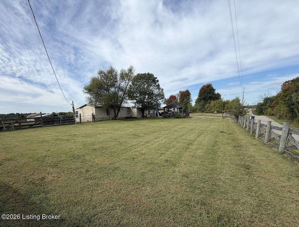 423 Ockerman Rd Property Photo 4