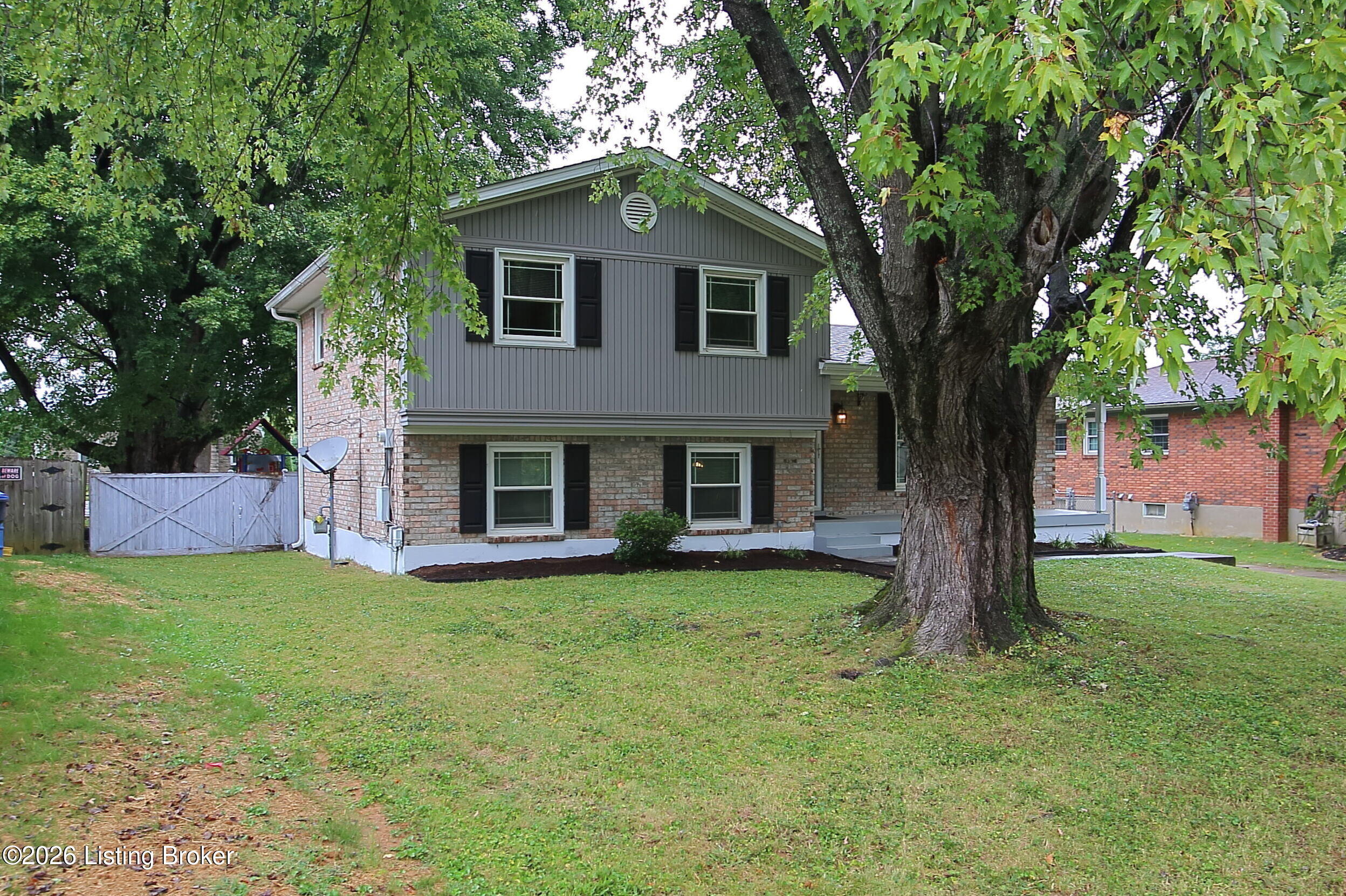 3509 Locklee Rd Property Photo 2