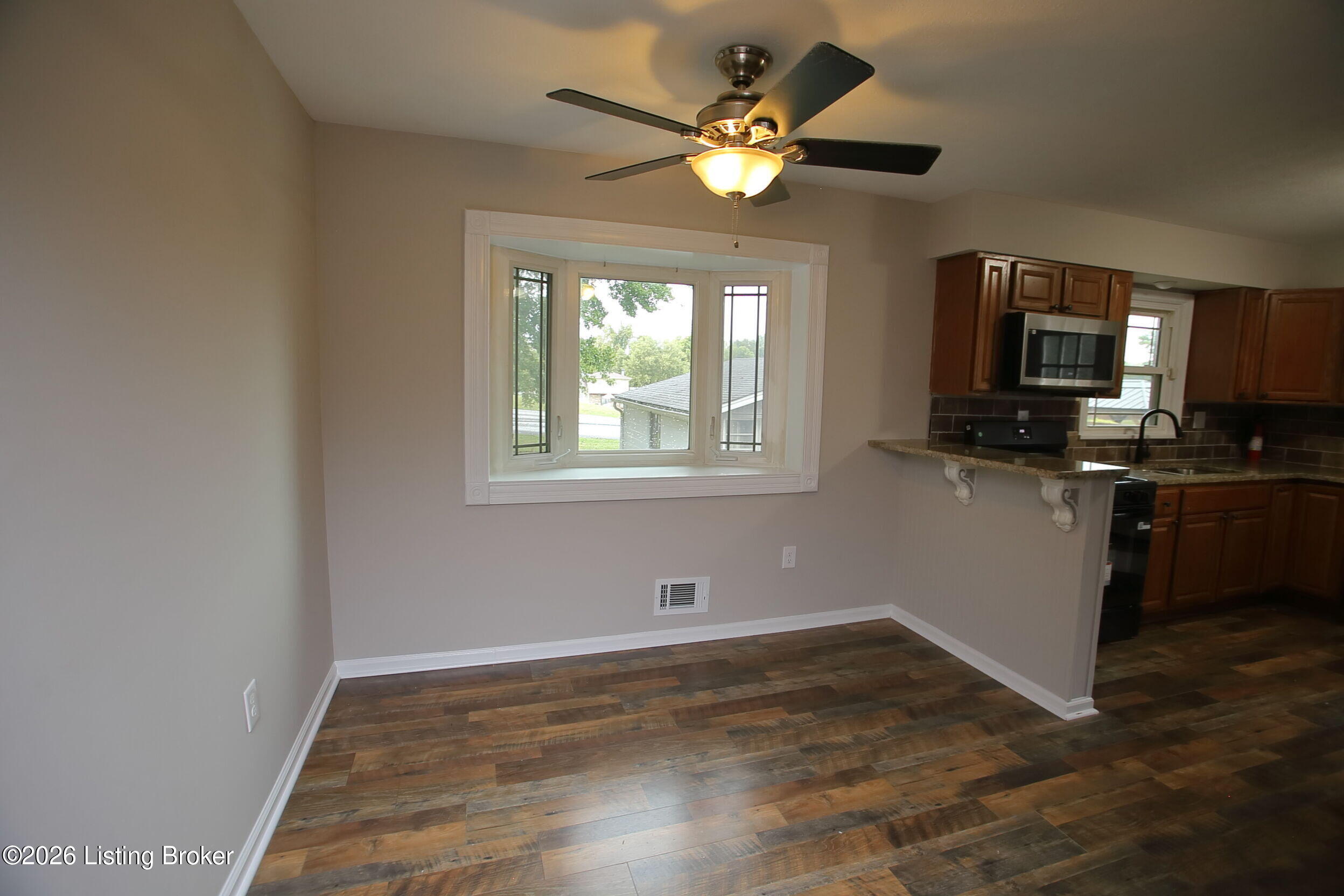 3509 Locklee Rd Property Photo 12