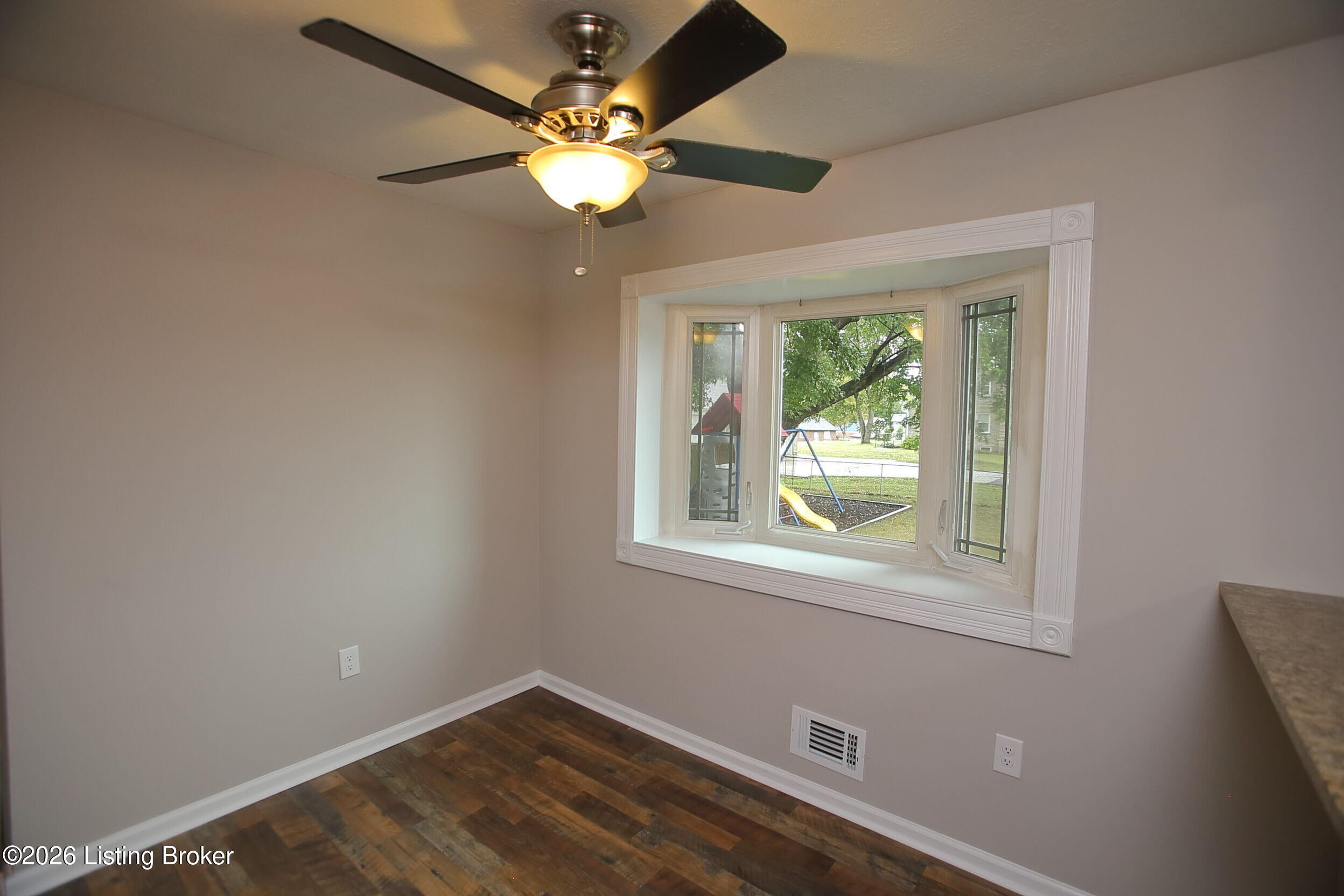 3509 Locklee Rd Property Photo 13