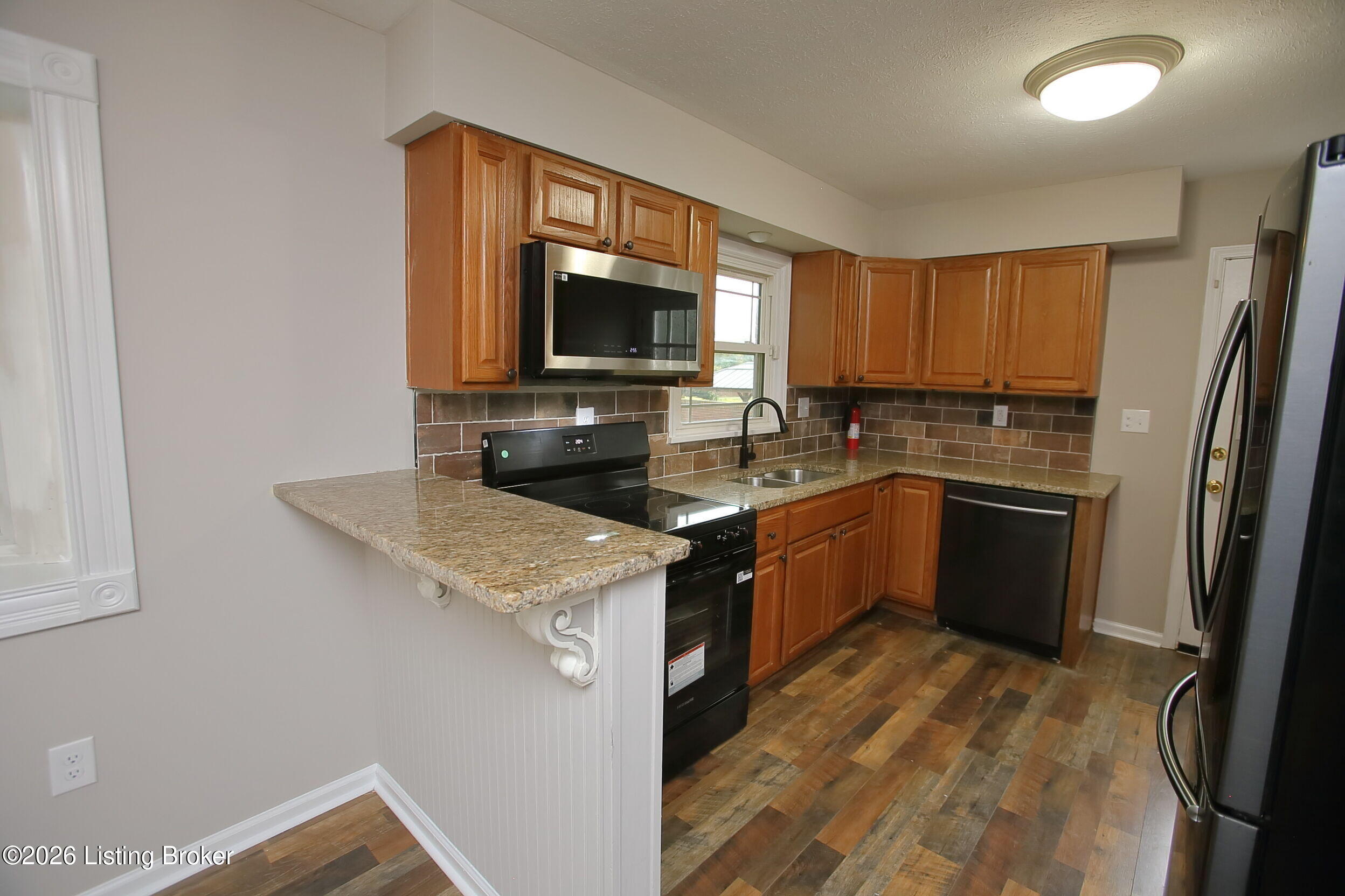 3509 Locklee Rd Property Photo 16